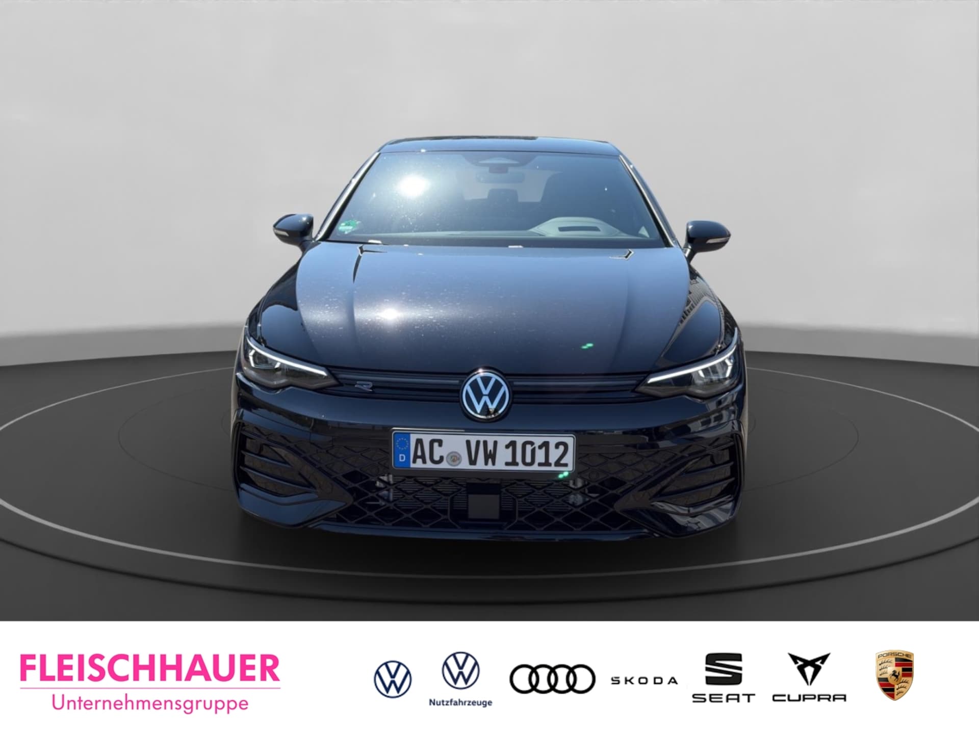 Volkswagen Golf R-Line