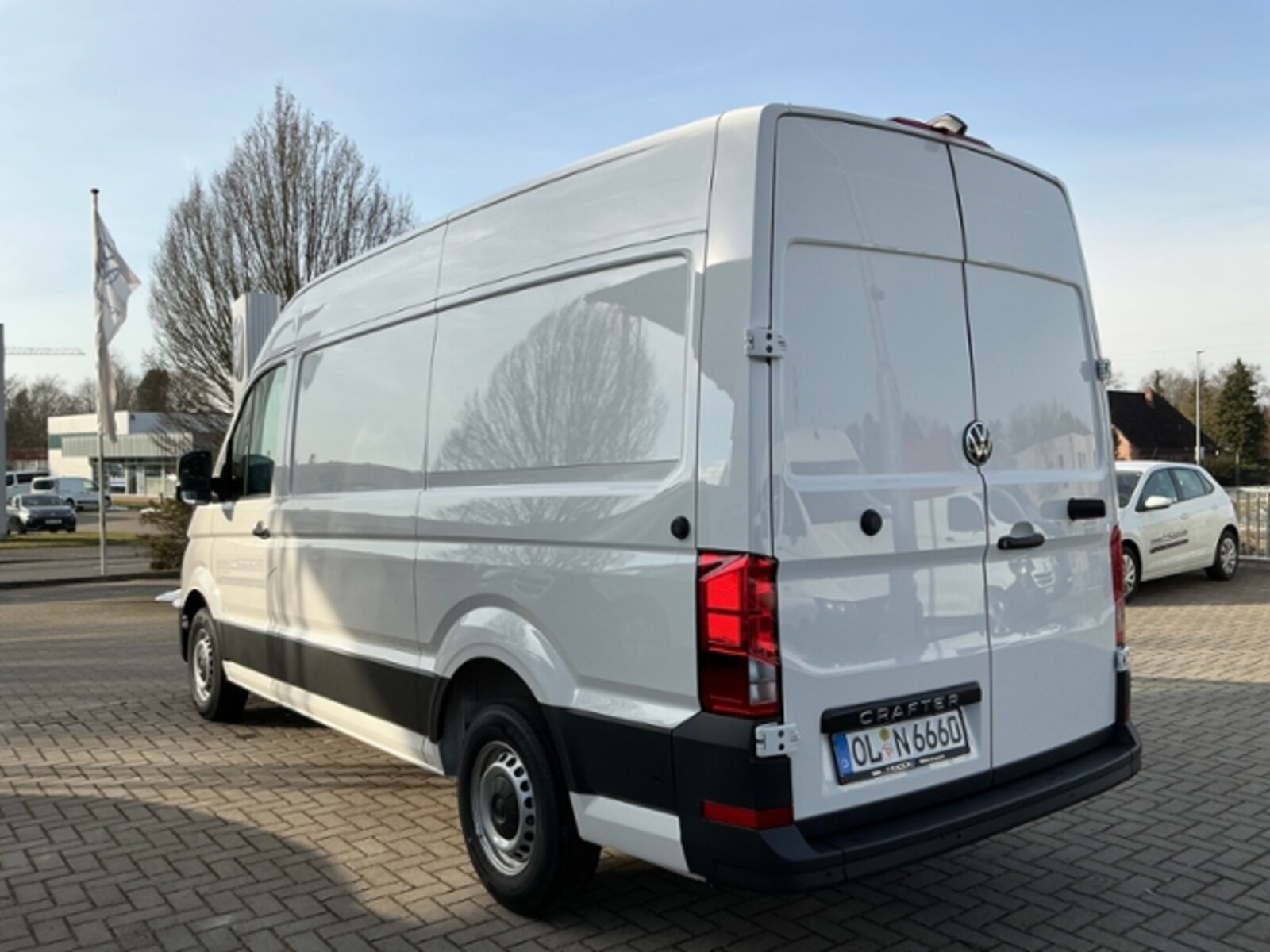 Volkswagen Crafter Kasten mittlerer Radstand – Bild 5