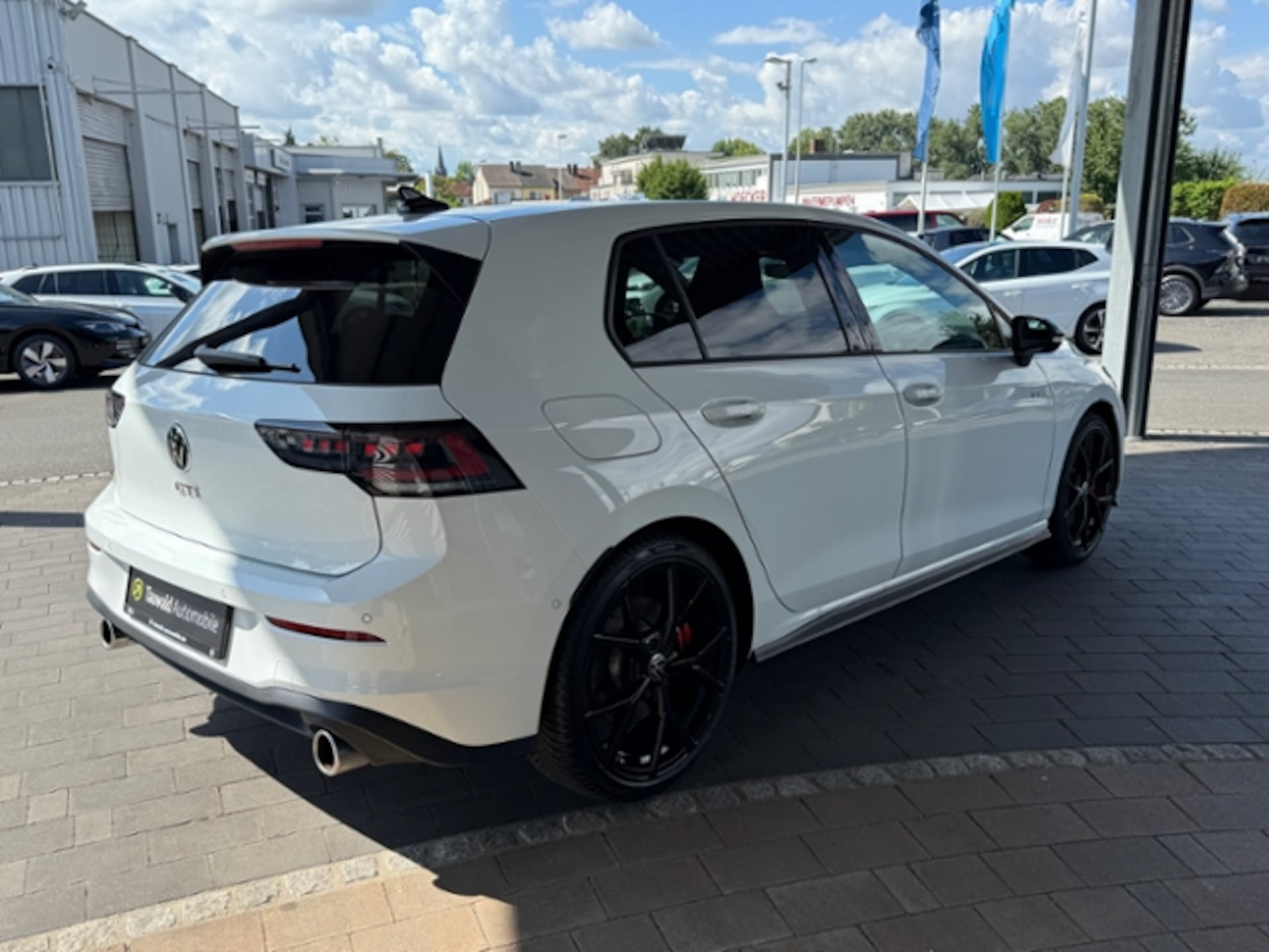 Volkswagen Golf GTI
