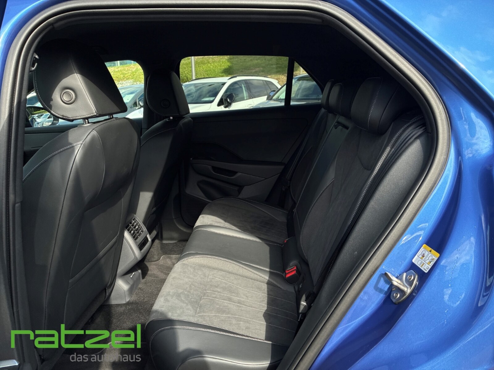 Volkswagen T-Roc – Bild 8