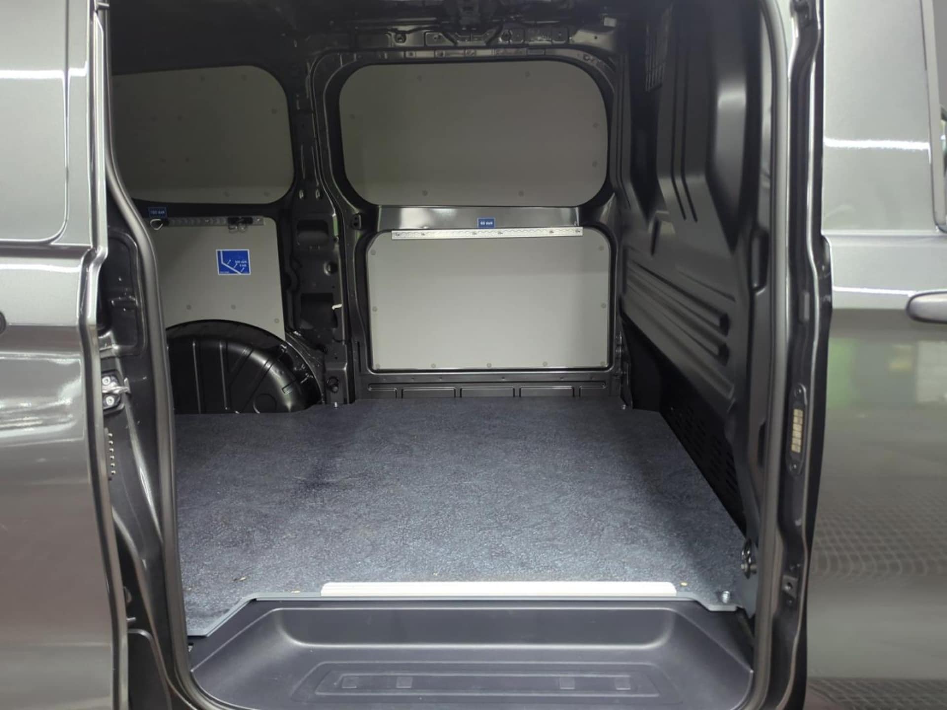 Volkswagen Transporter Kasten kurzer Radstand