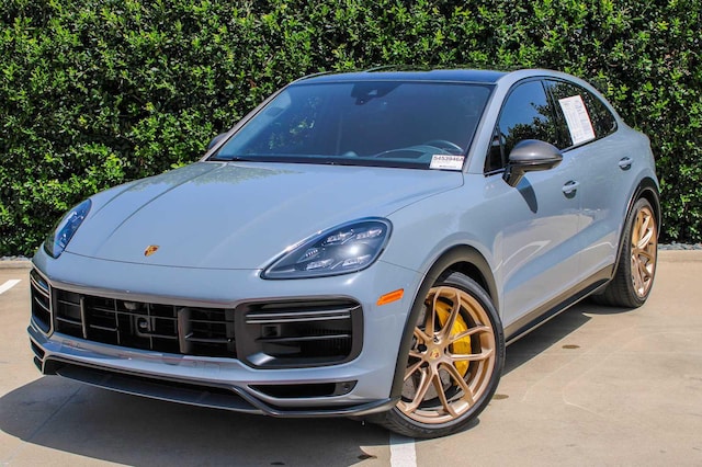 2022 Porsche Cayenne Hybrid