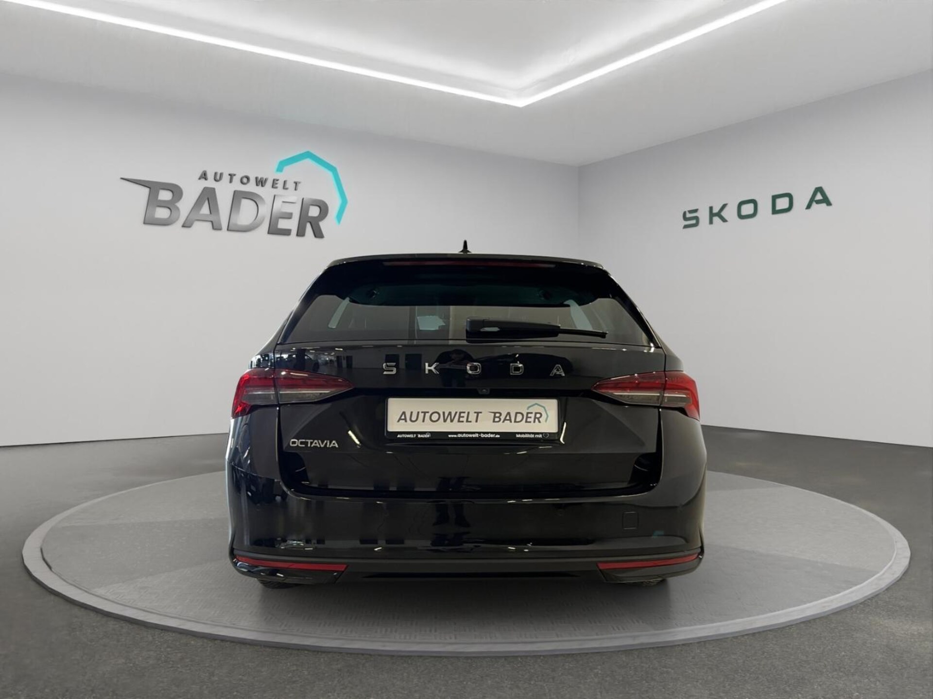 Skoda Octavia Combi Tour