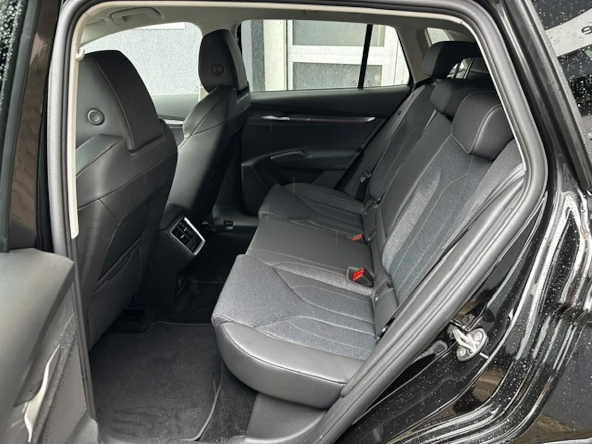 Skoda Elroq 85x