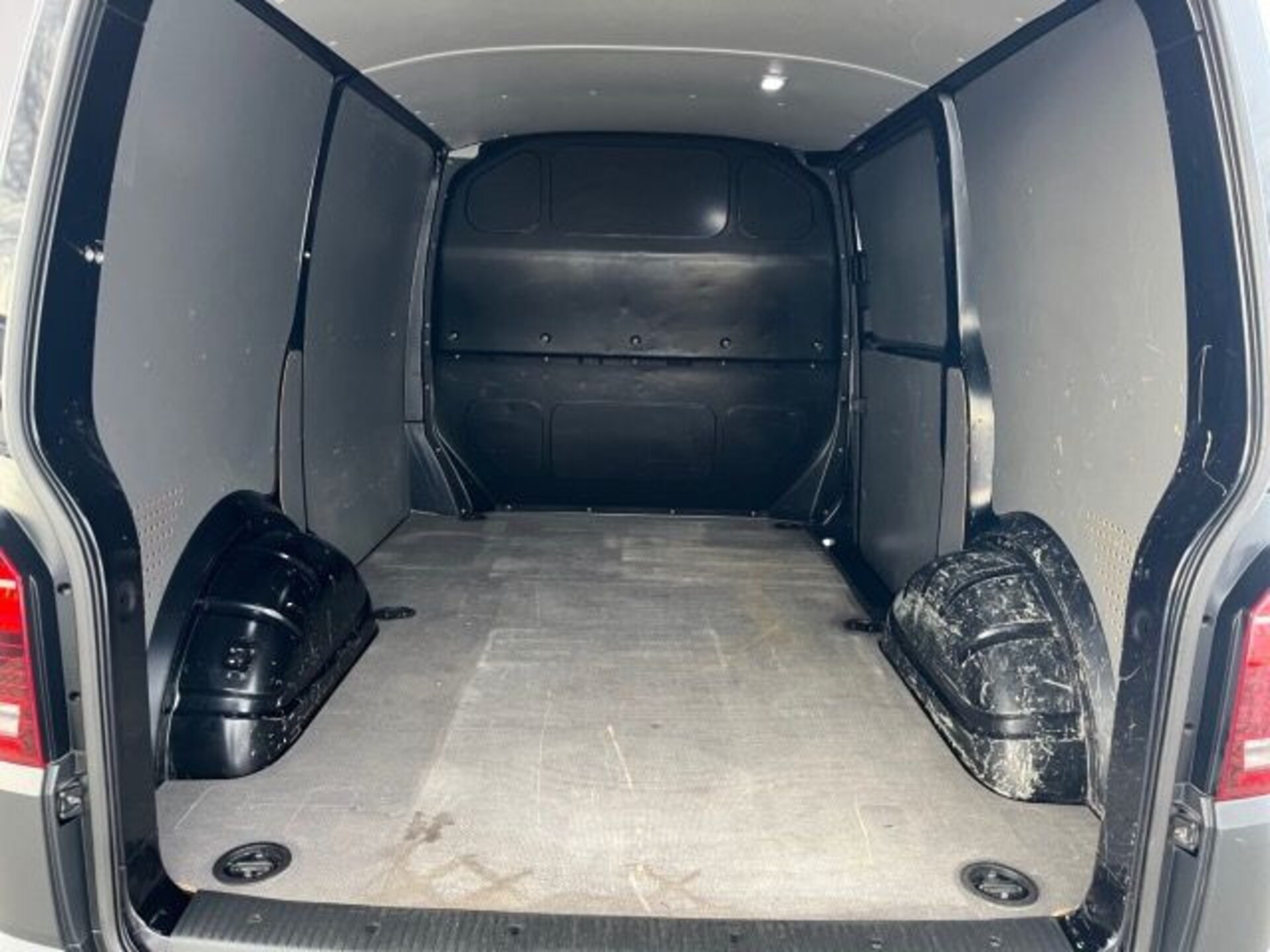 Volkswagen T6.1 Transporter Kasten kurzer Radstand