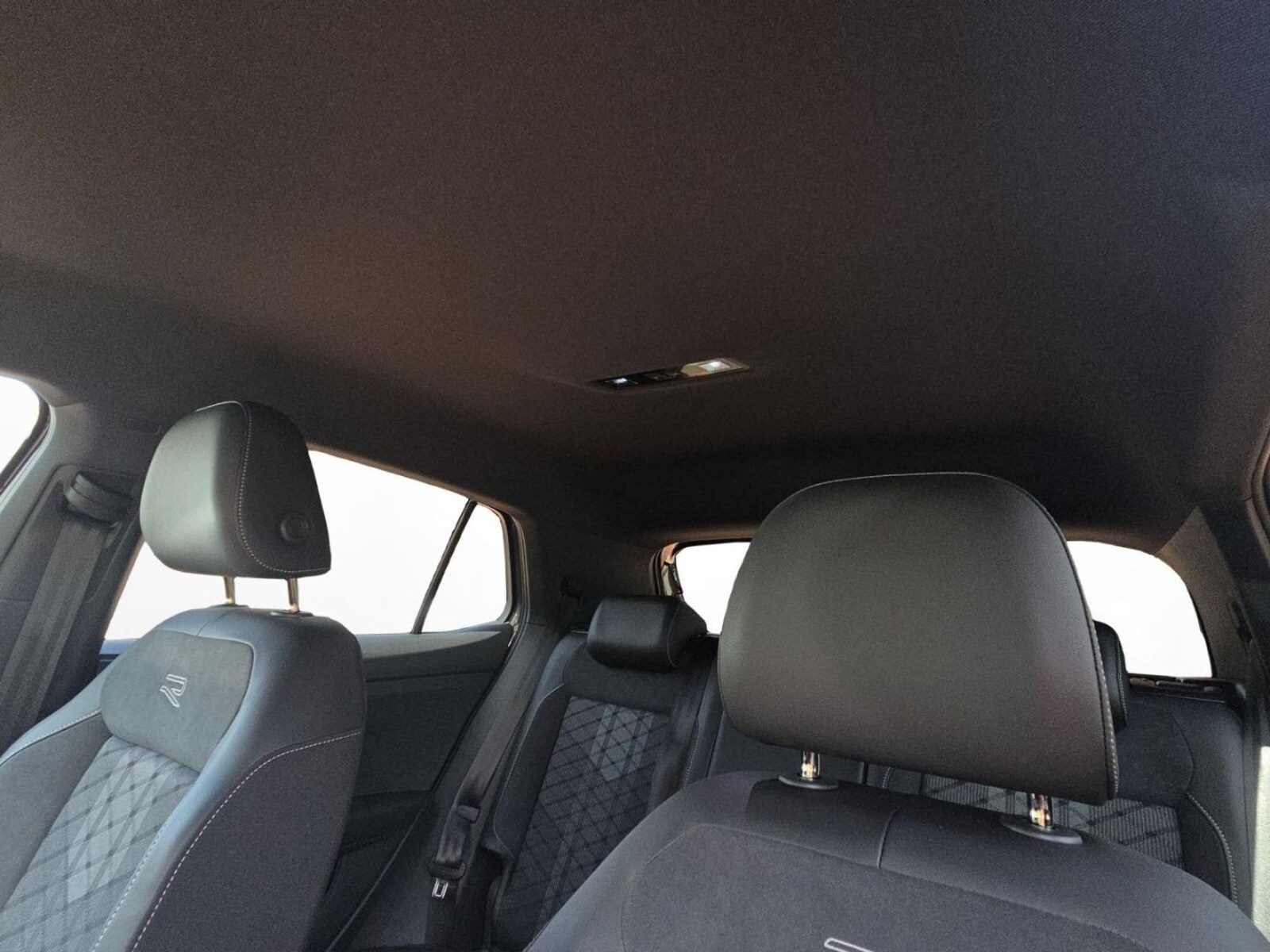 Volkswagen T-Cross – Bild 9