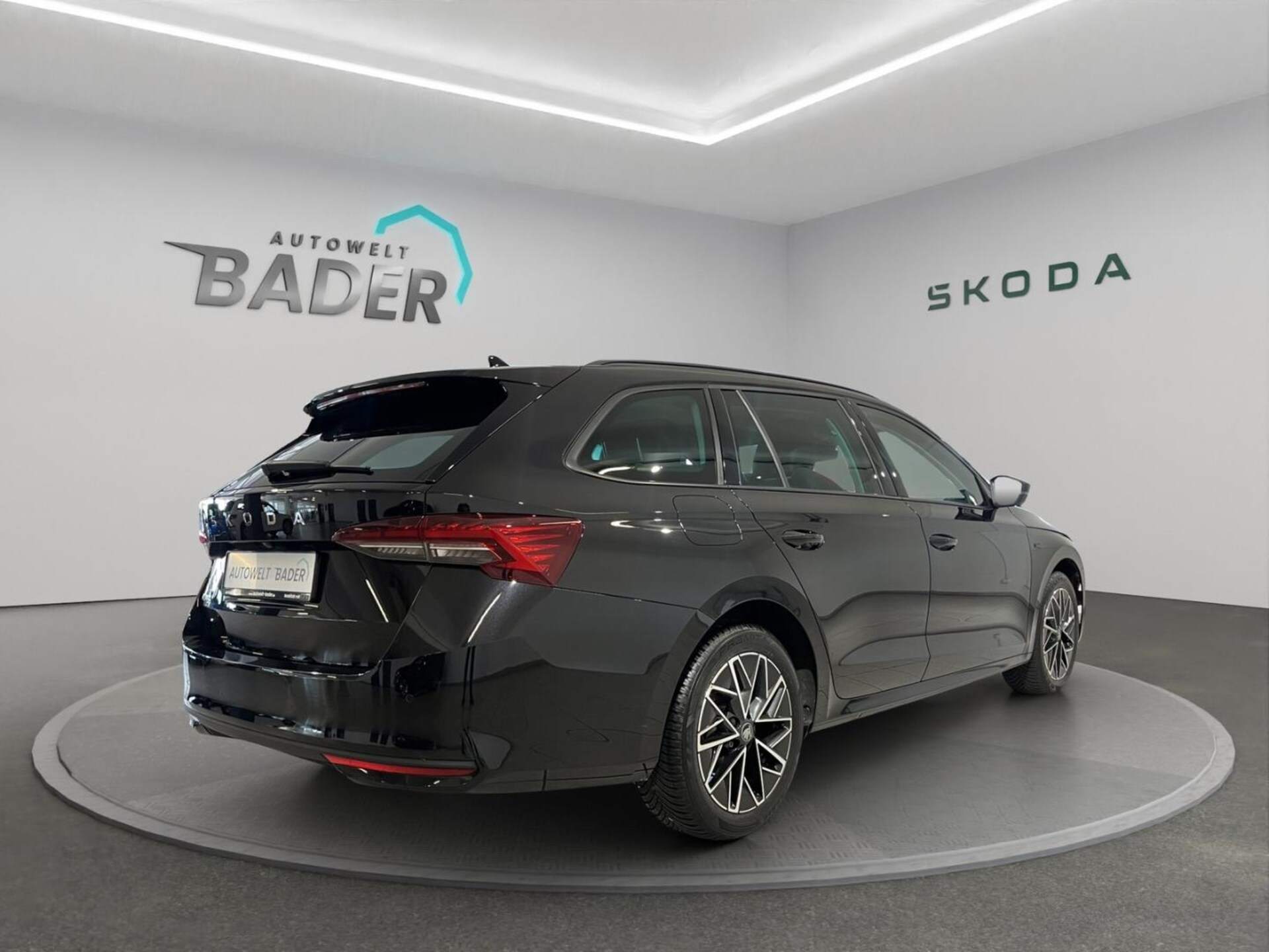 Skoda Octavia Combi Tour