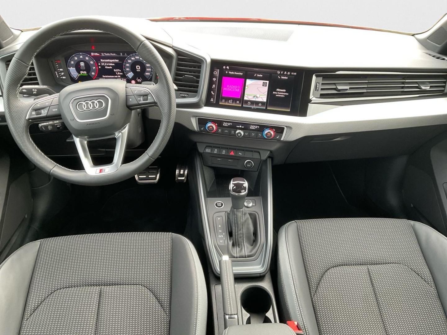 Bild über Audi A1 Sportback S line 40 TFSI S tronic - für weitere Informationen kontaktieren Sie den Audi Partner