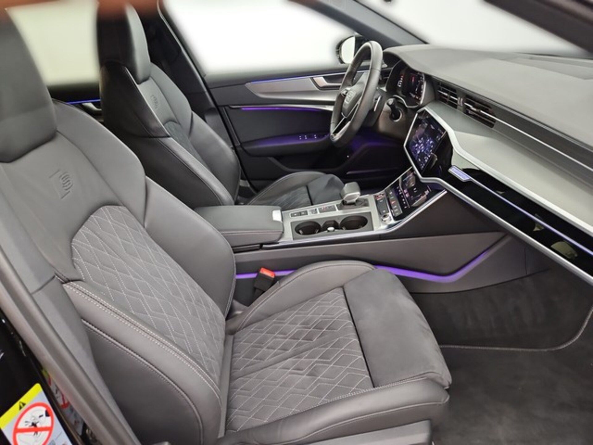 Audi S6 Avant