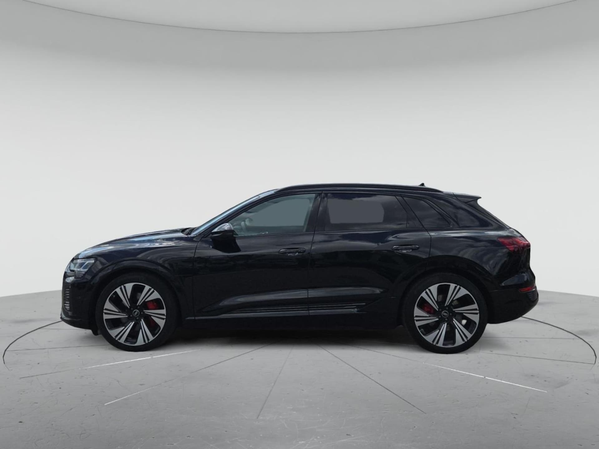 Audi Q8 e-tron S line