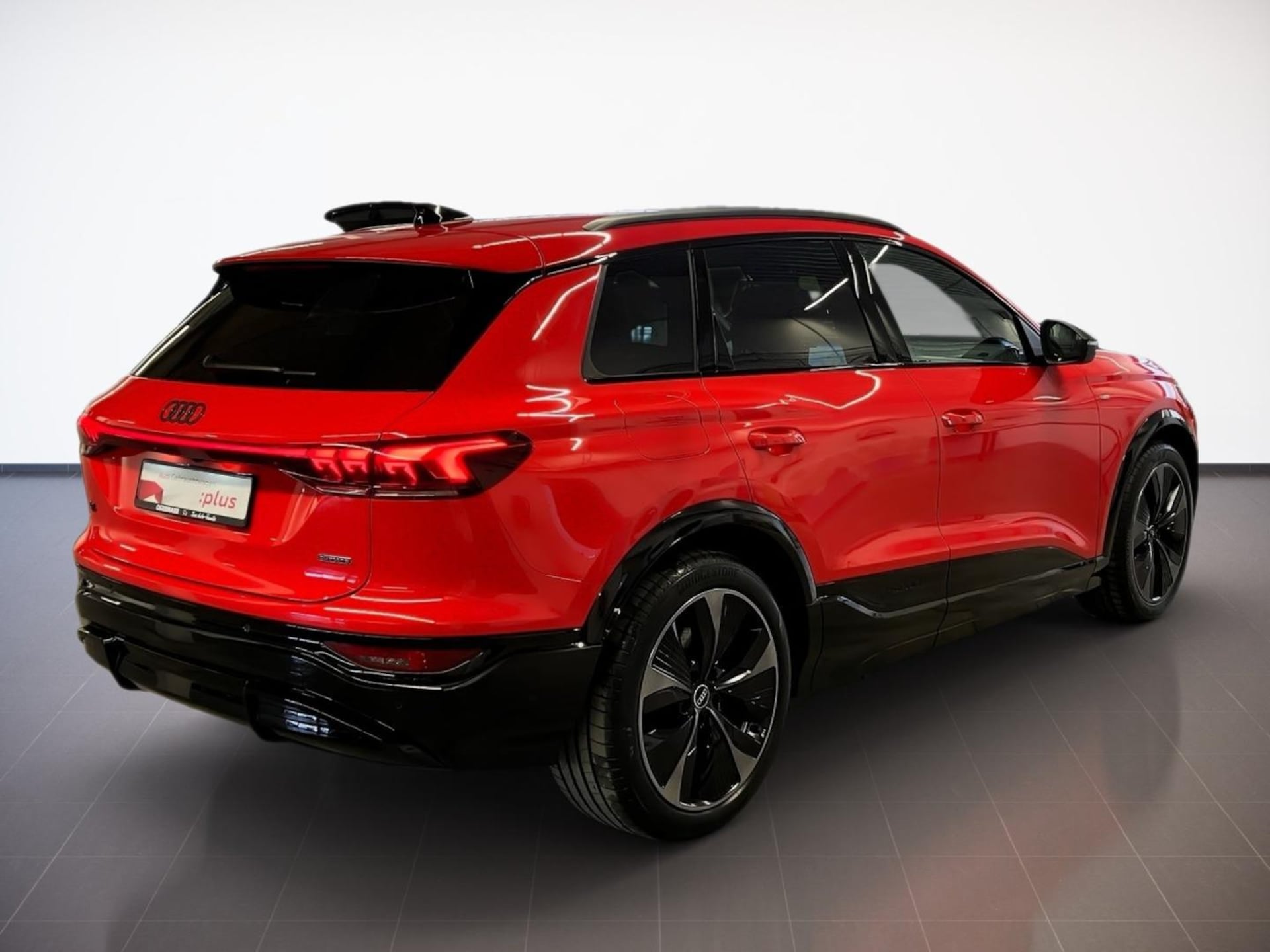 Audi Q6 SUV e-tron