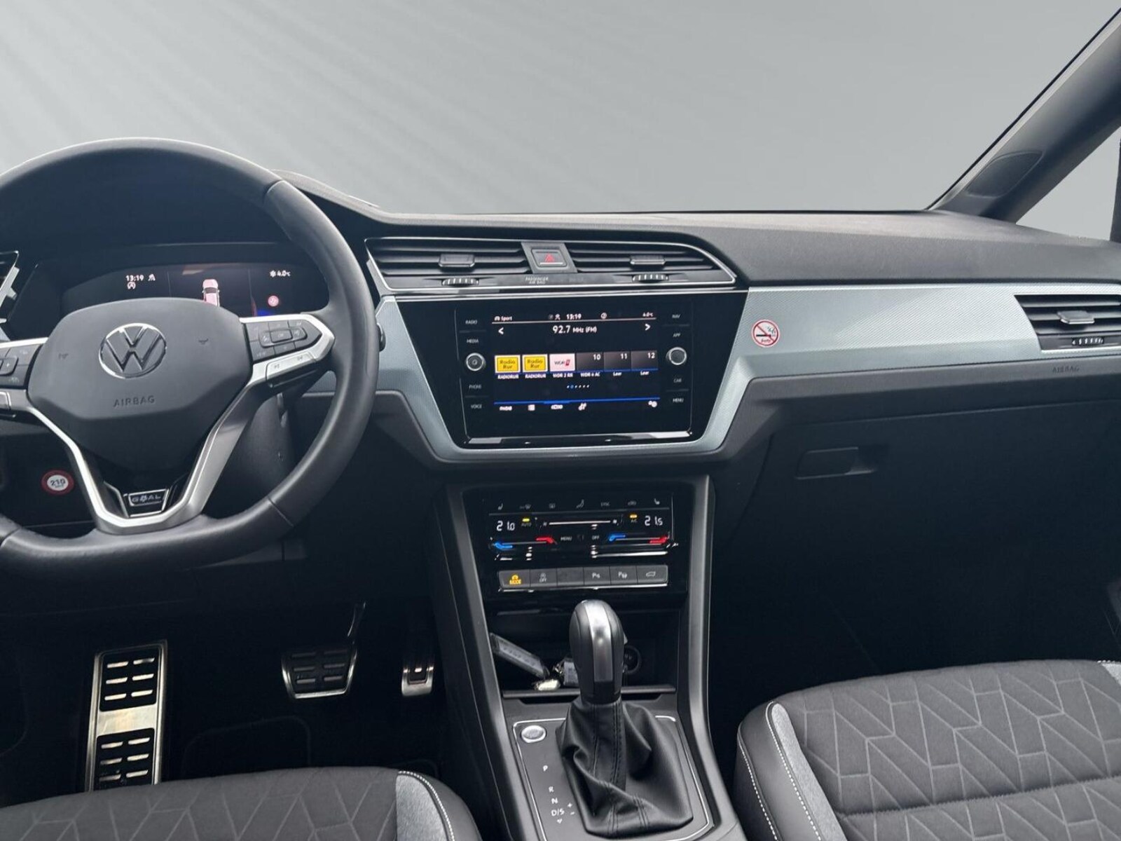 Volkswagen Touran – Bild 9