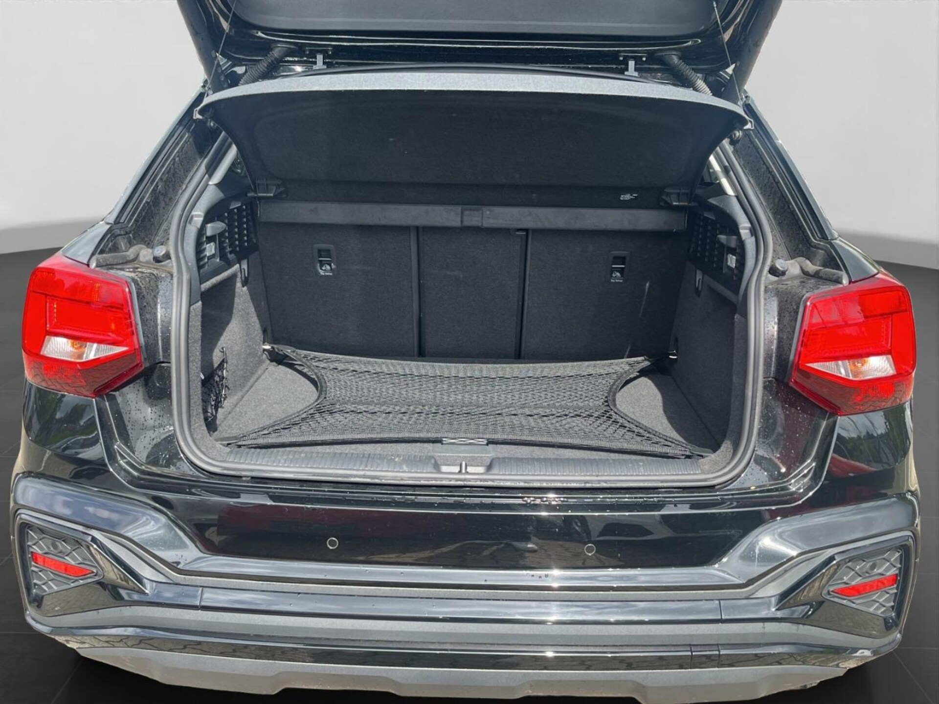 Audi Q2 S line