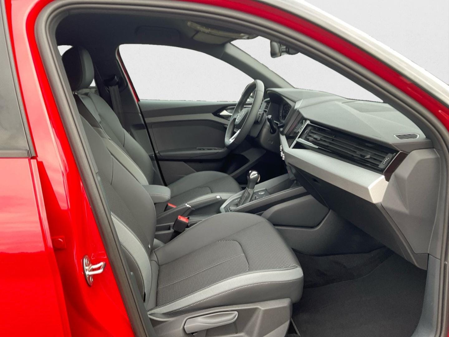 Bild über Audi A1 Sportback S line 40 TFSI S tronic - für weitere Informationen kontaktieren Sie den Audi Partner