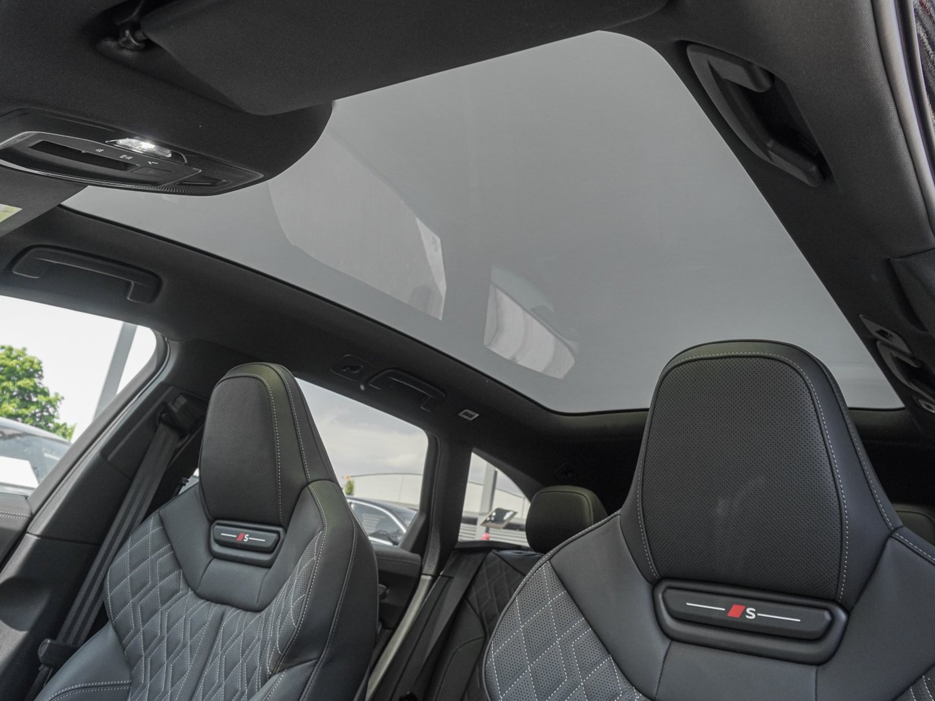Audi A6 Avant edition one