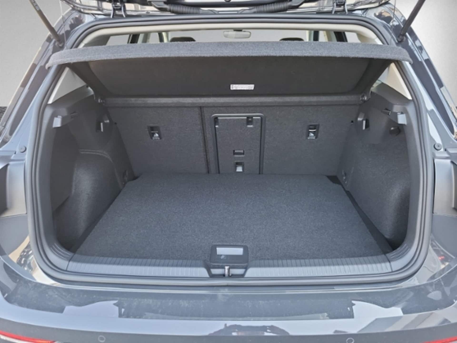 Volkswagen Golf Active