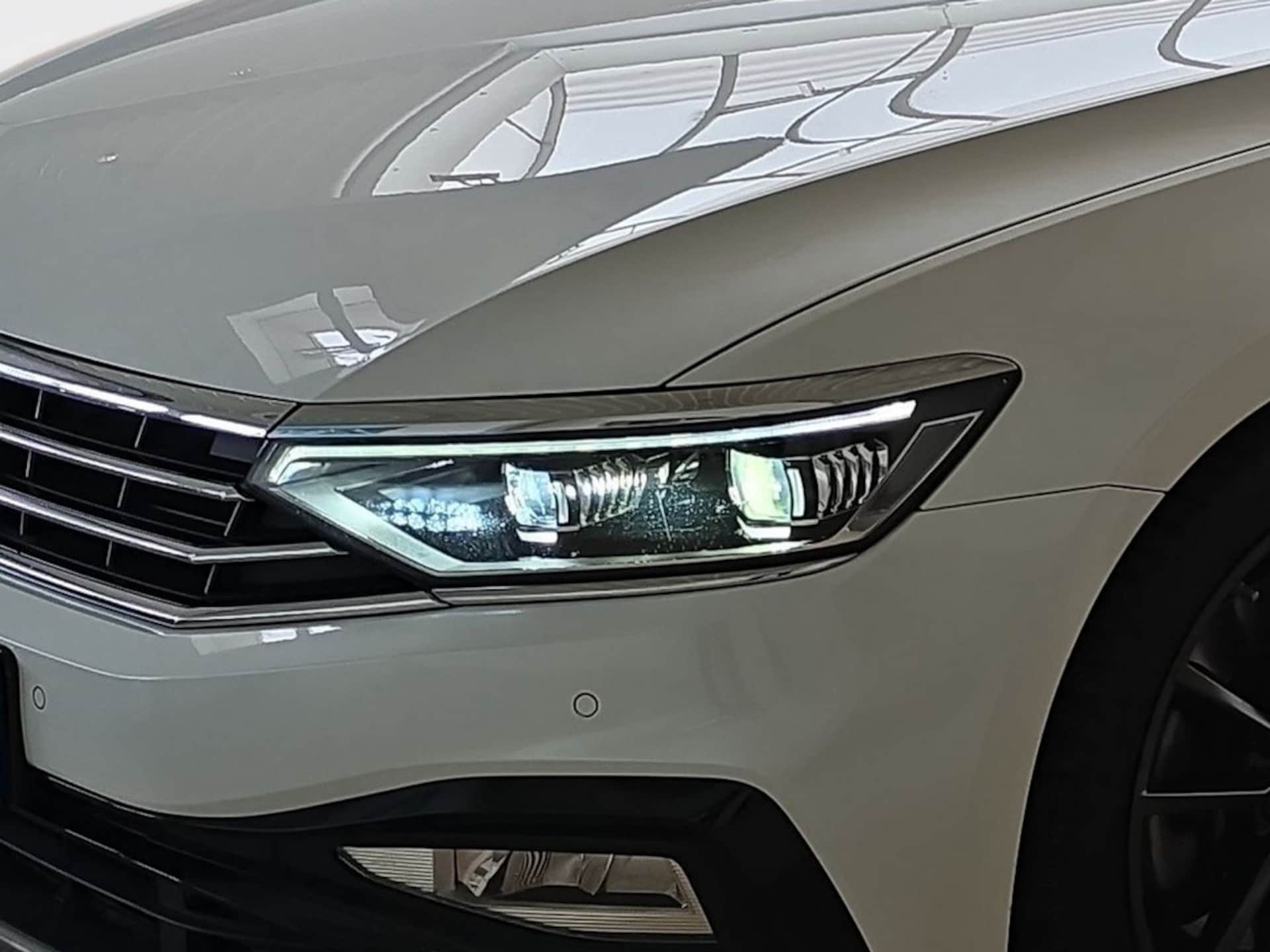Volkswagen Passat Variant Elegance