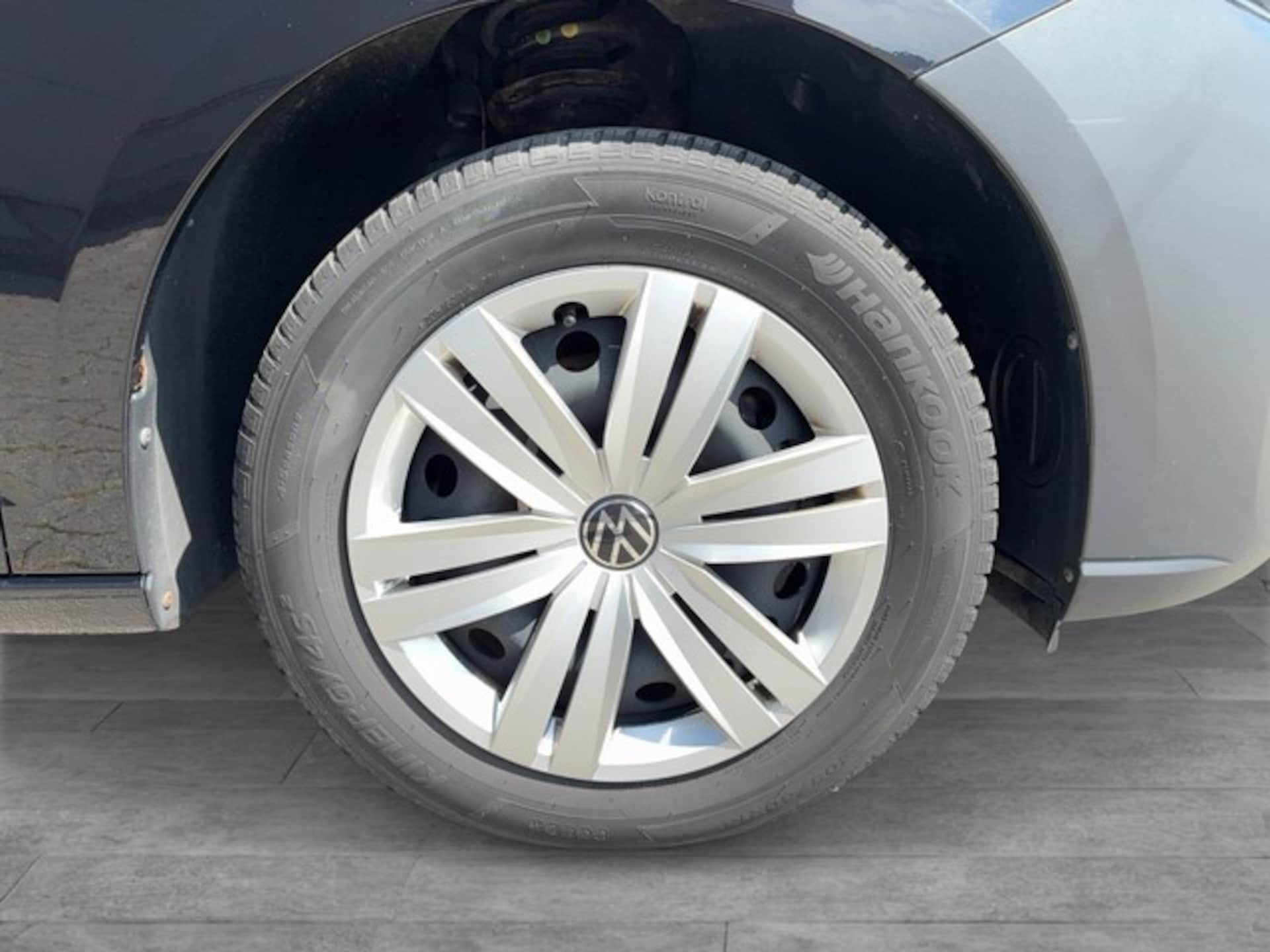 Volkswagen Caddy Basis-Modell