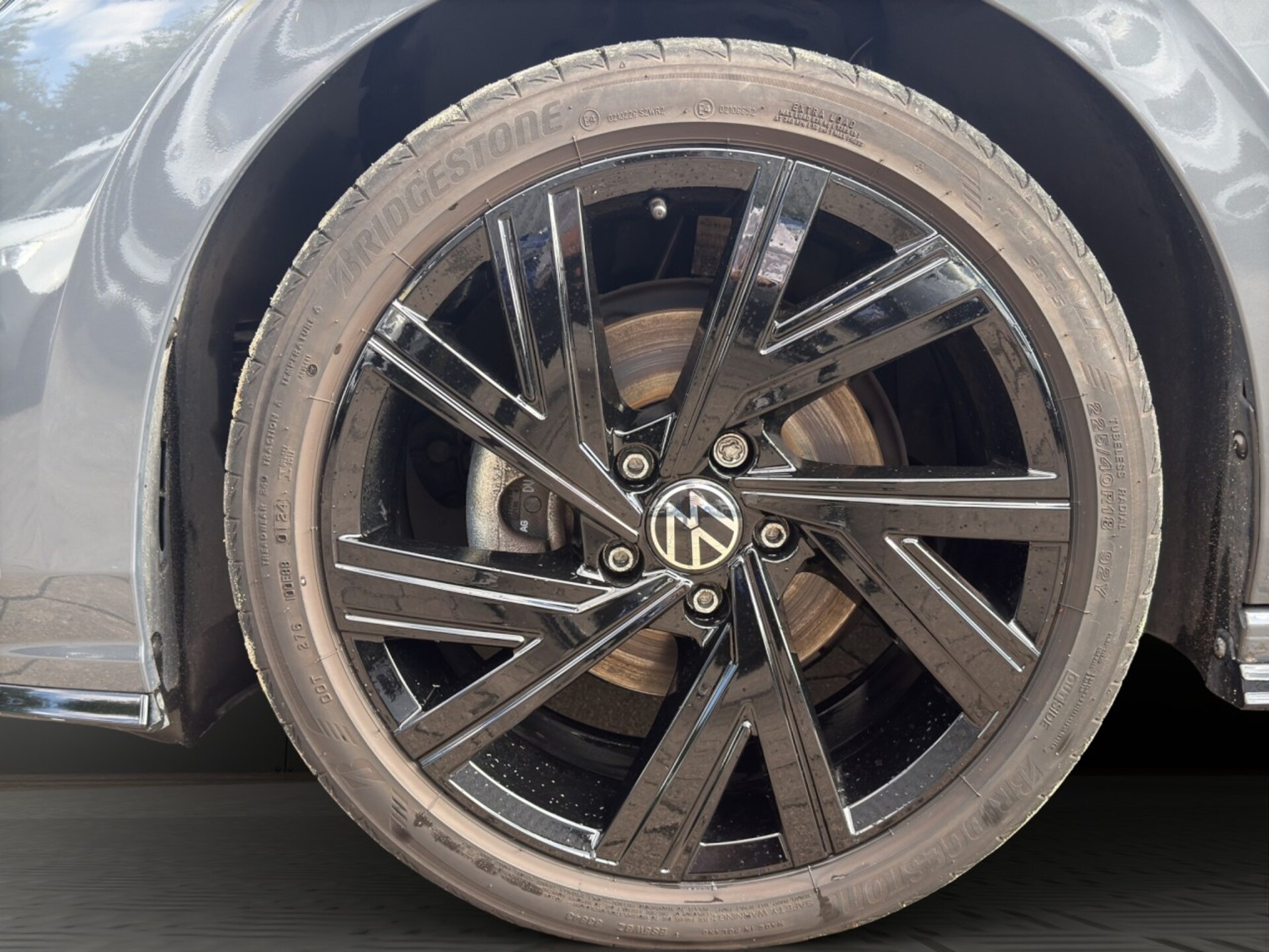 Volkswagen Golf R-Line