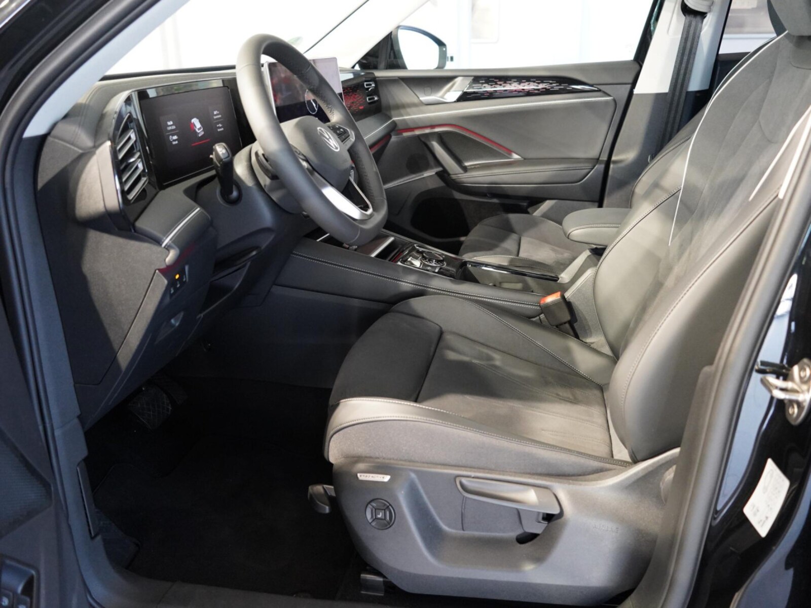 Volkswagen Tiguan – Bild 12