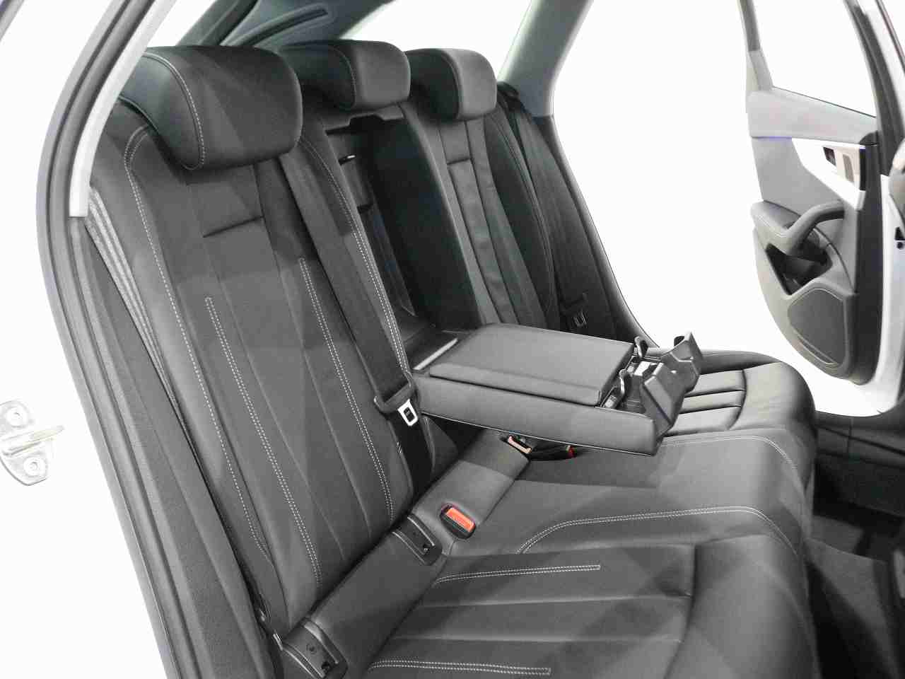Image about Audi A4 Avant 40 TDI quattro advanced