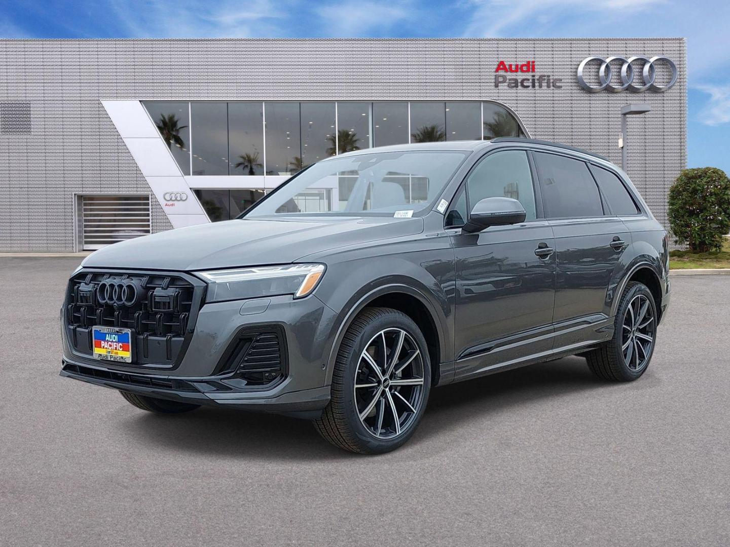 2026 Audi Q7 45 Premium Plus quattro Tiptronic's photo
