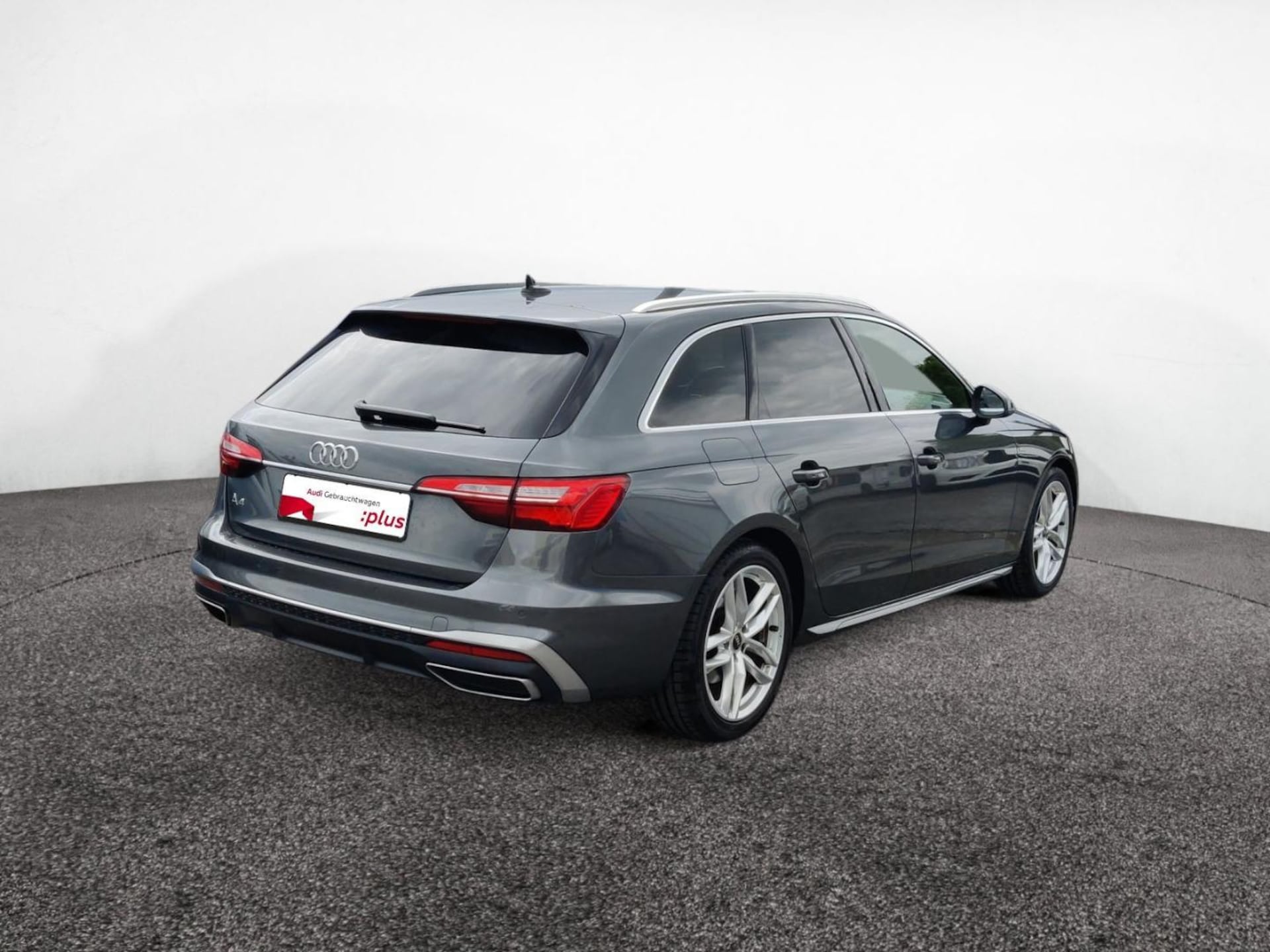 Audi A4 Avant S line