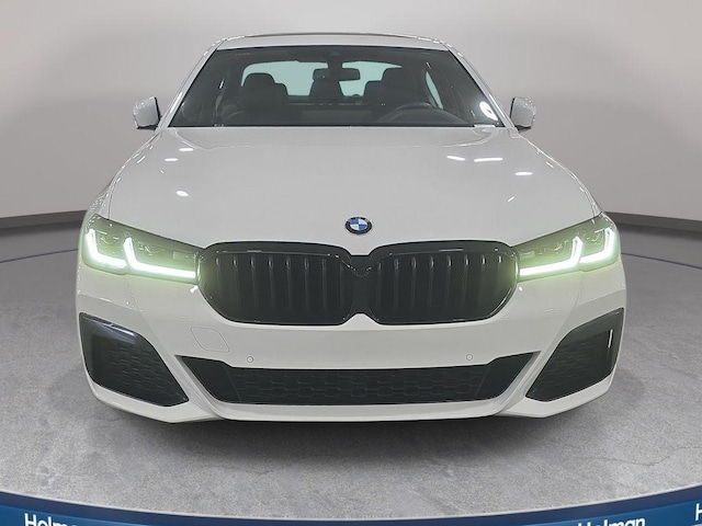 2023 BMW 530