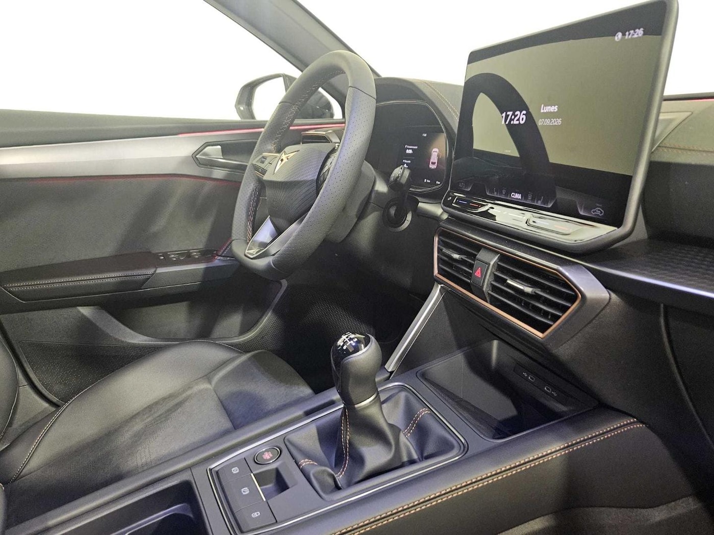 CUPRA Leon León 1.5 TSI 110 kW (150 CV) — photo 17