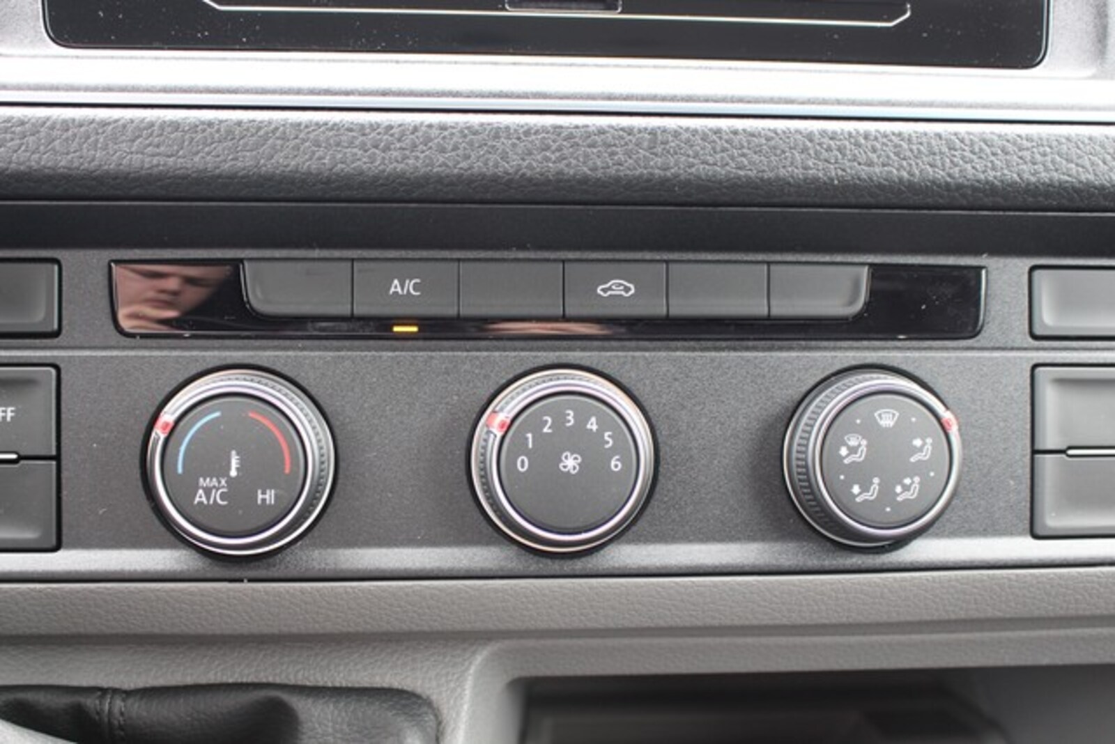 Volkswagen Crafter Kasten mittlerer Radstand – Bild 18
