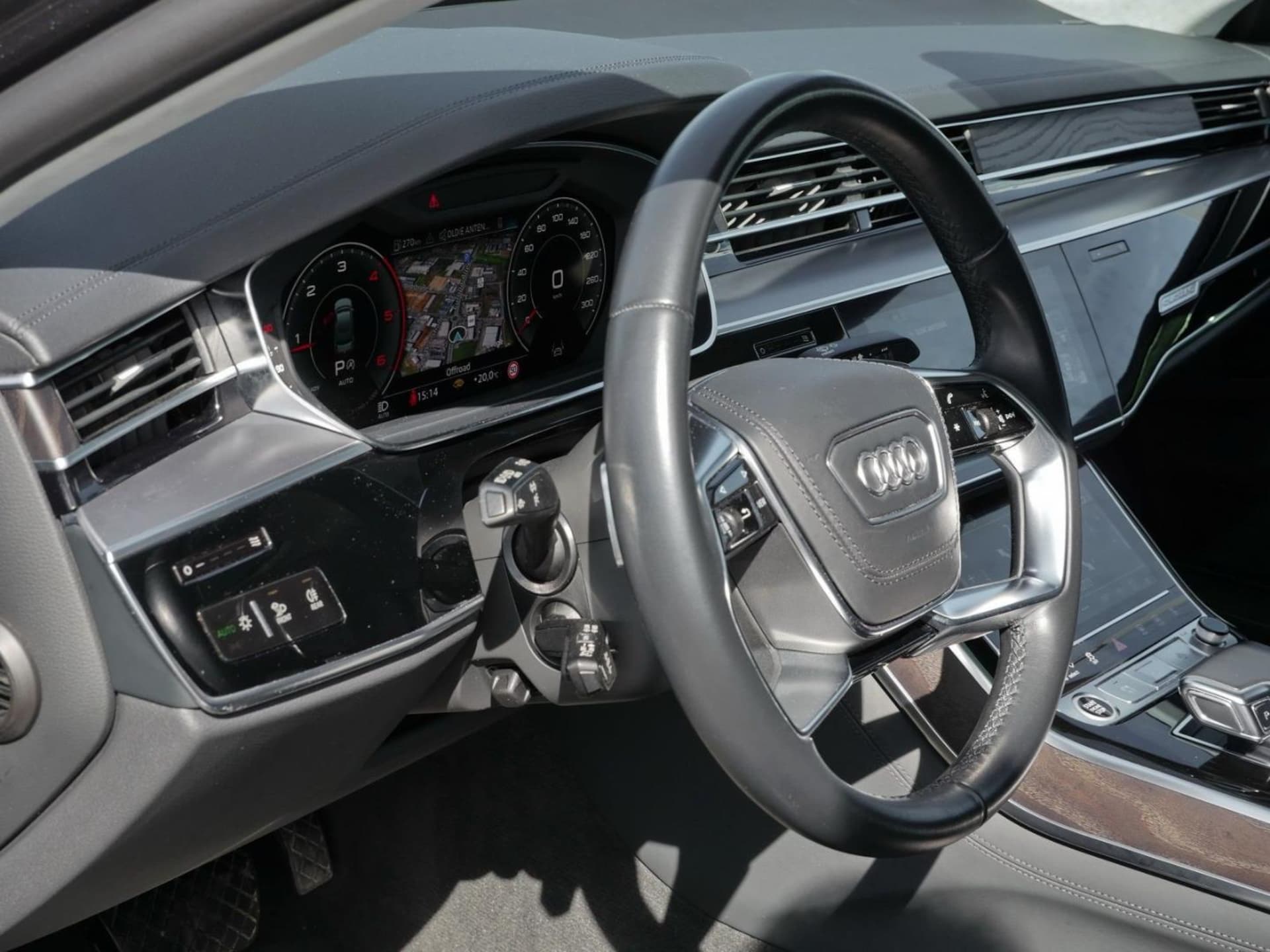 Audi A8 Lang