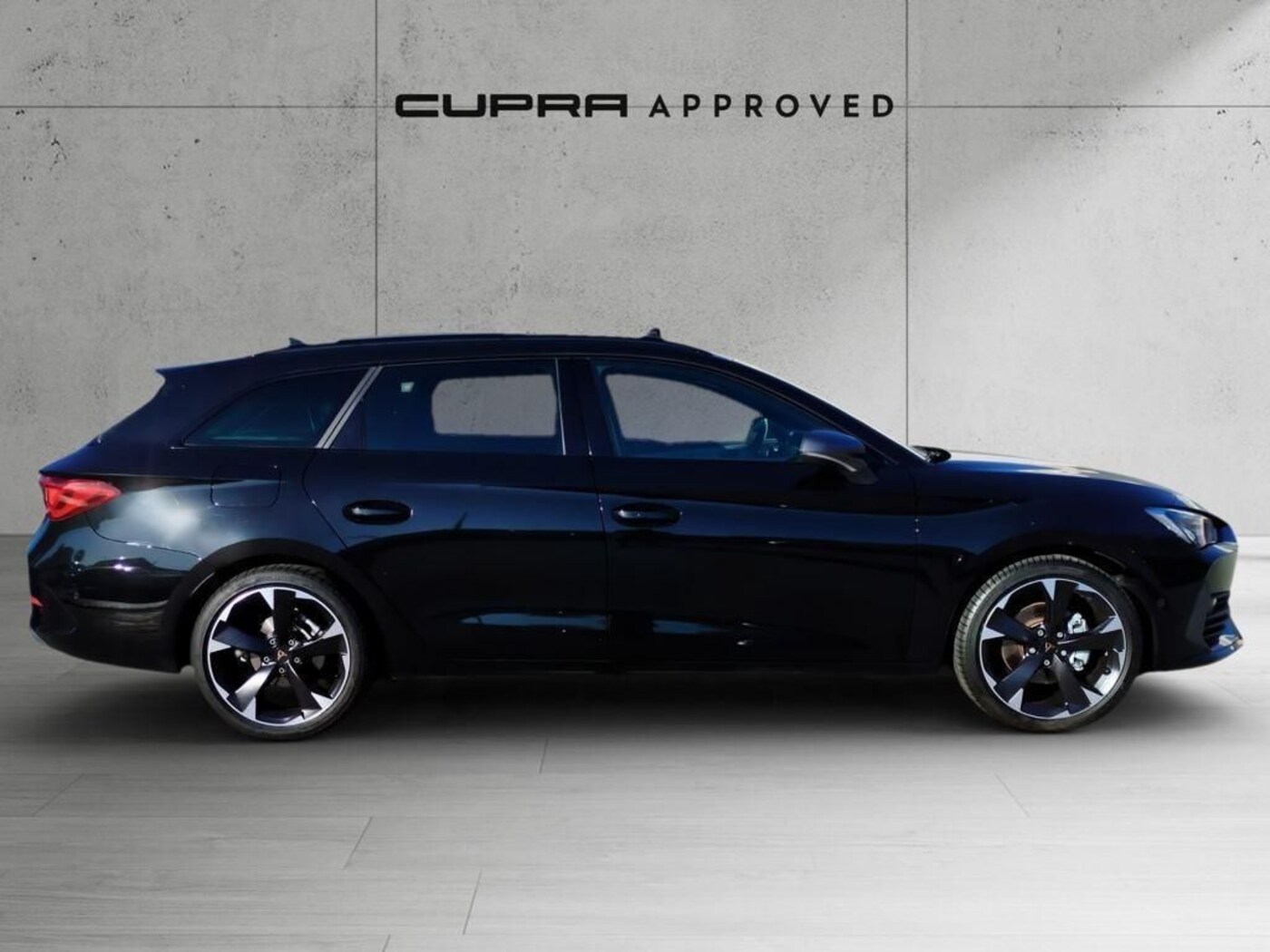 CUPRA Leon Sportstourer 1.5 eTSI DSG 110 kW (150 CV) — photo 4