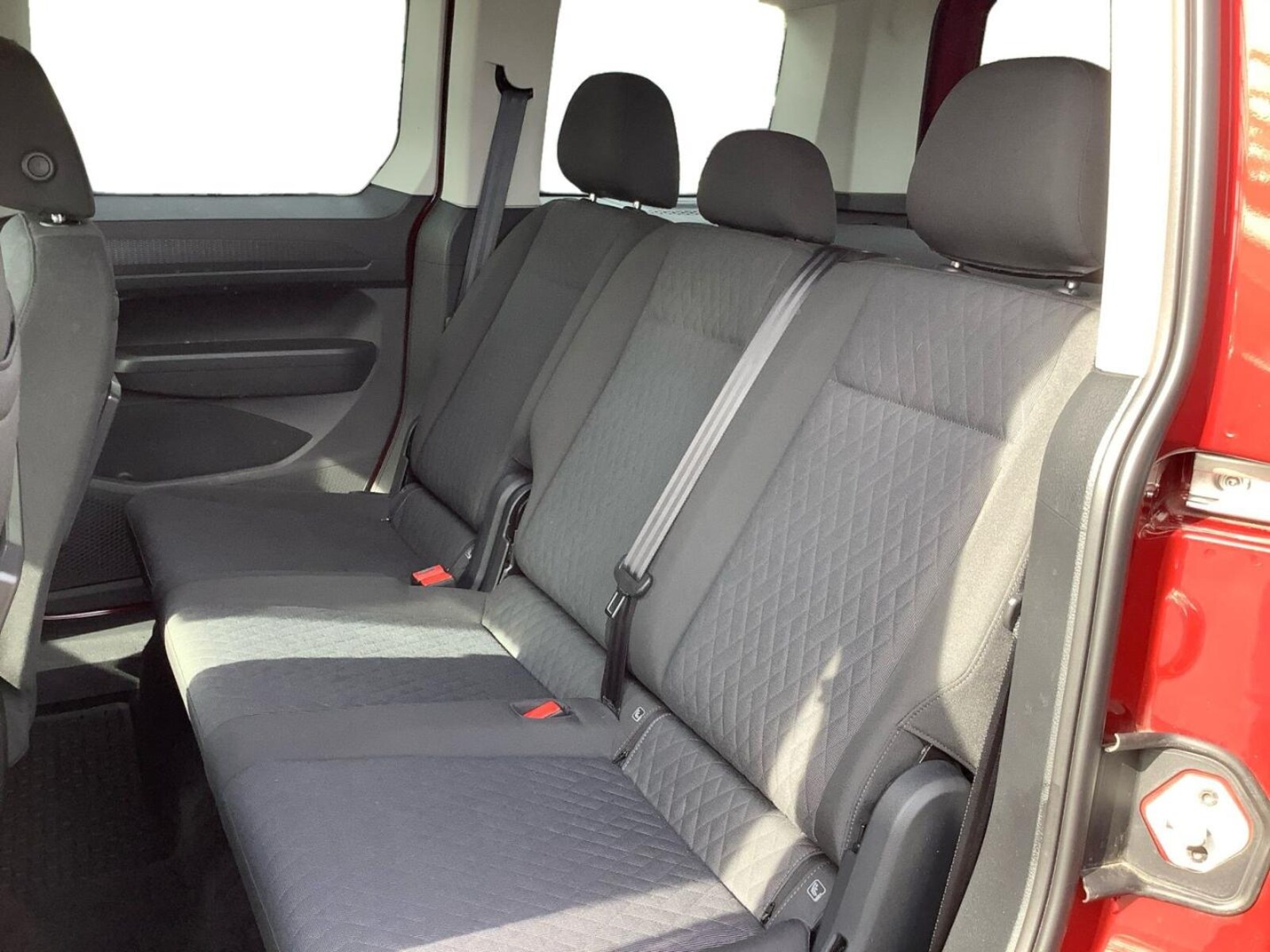 Volkswagen Caddy – Bild 9