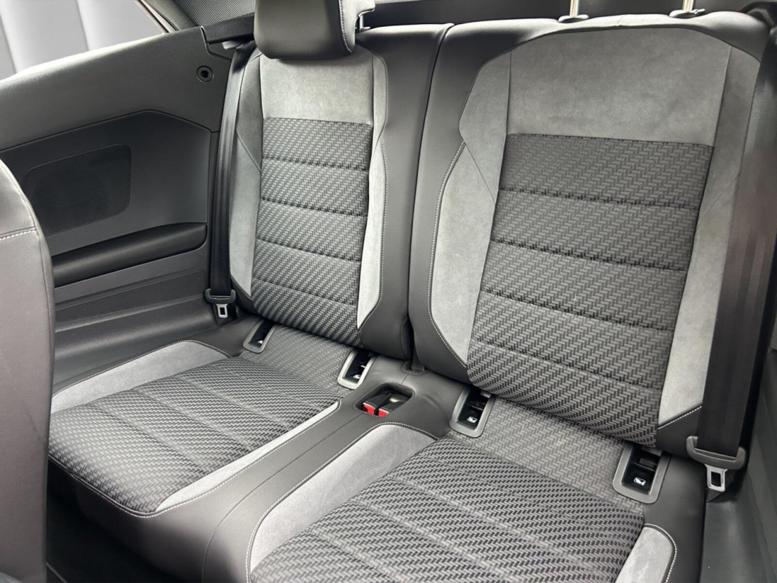 Volkswagen T-Roc Cabriolet – Bild 14