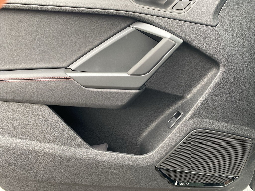 Image about Audi Q3 S line 40 TFSI quattro S tronic