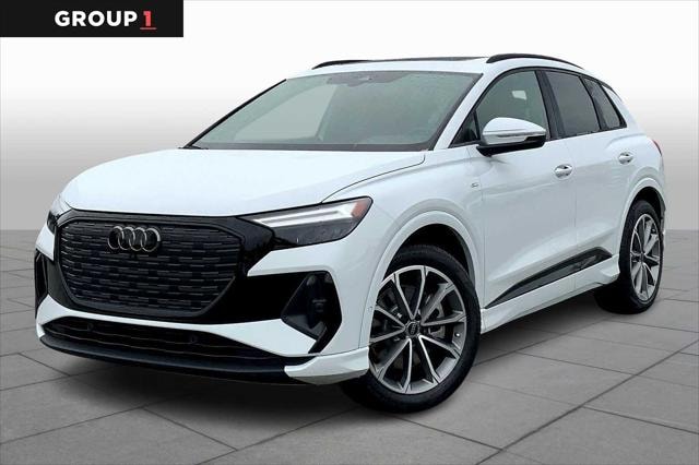 2026 Audi Q4 e-tron Premium Plus's photo