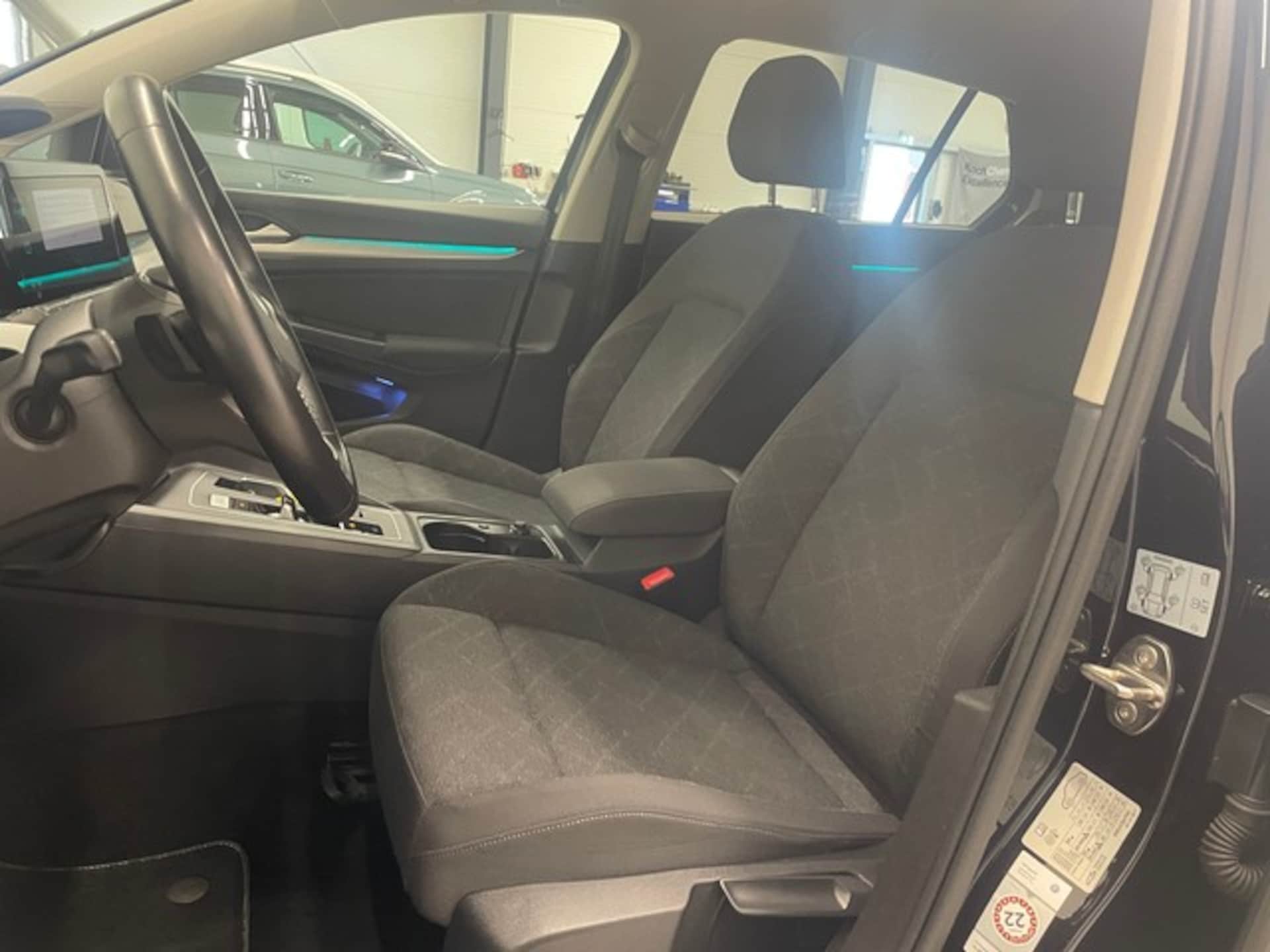 Volkswagen Golf Life