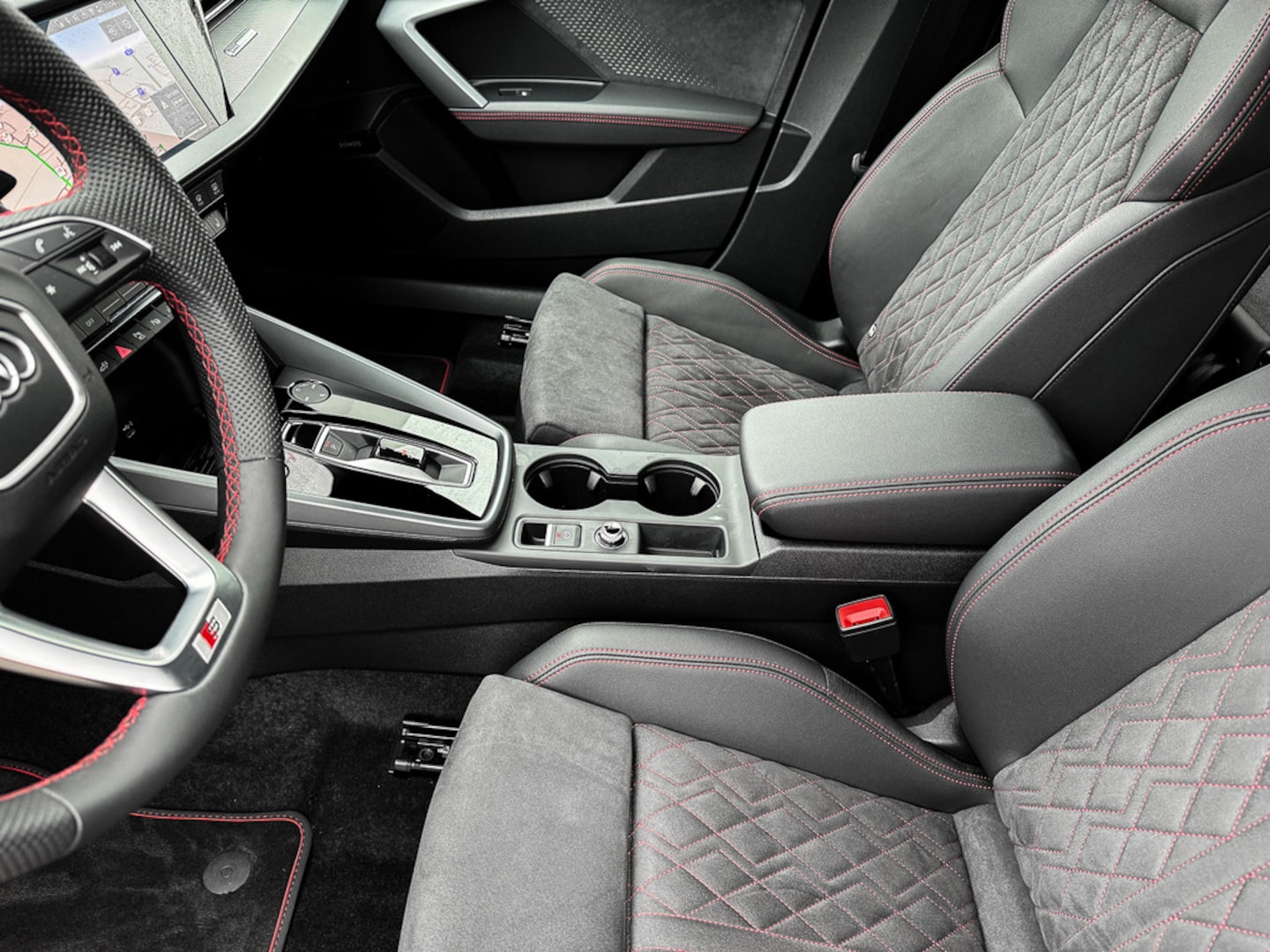 Bild über Audi A3 Sportback TFSI e TFSI e 150 kW S tronic - für weitere Informationen kontaktieren Sie den Audi Partner