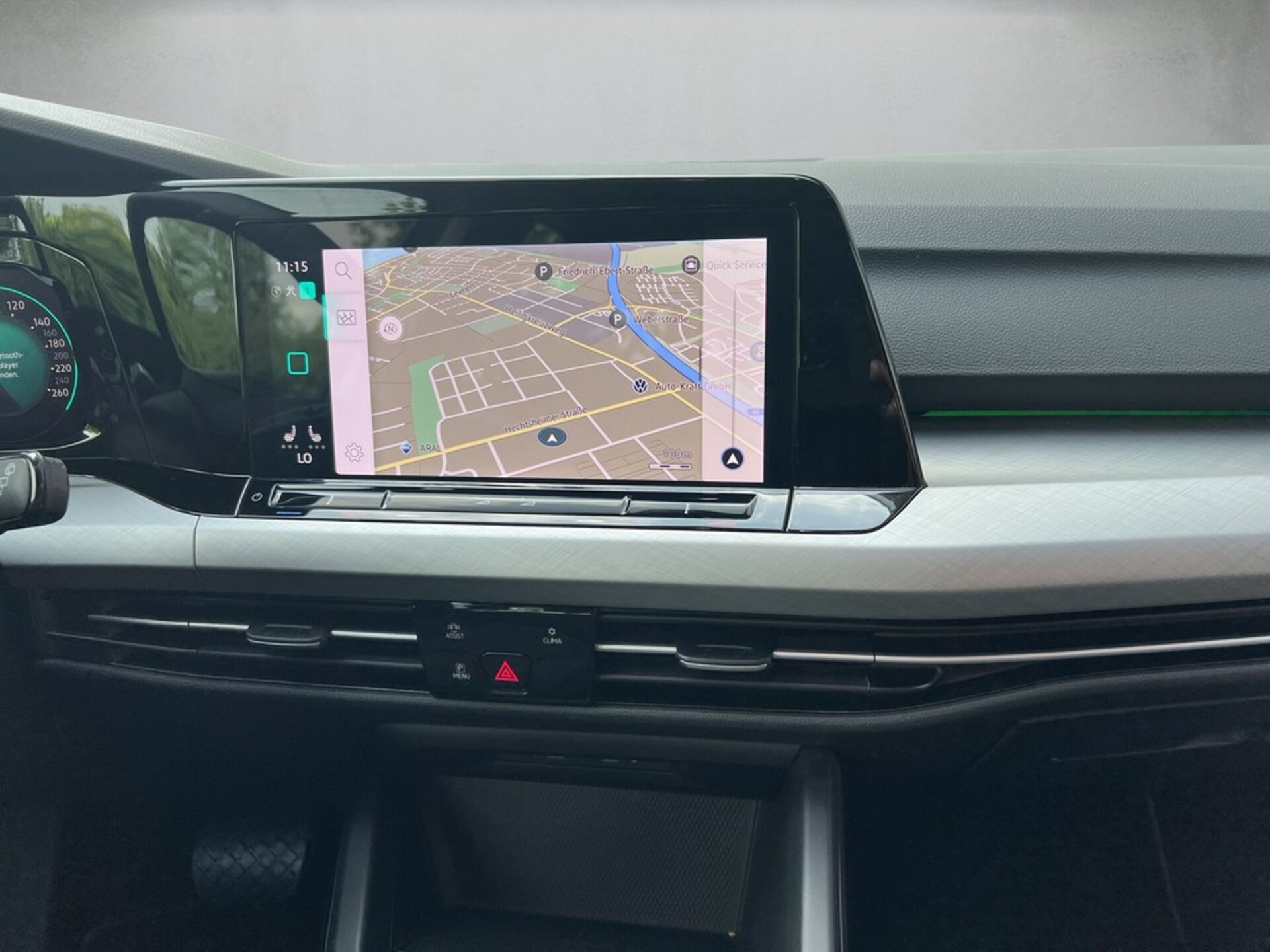 Volkswagen Golf Variant Life