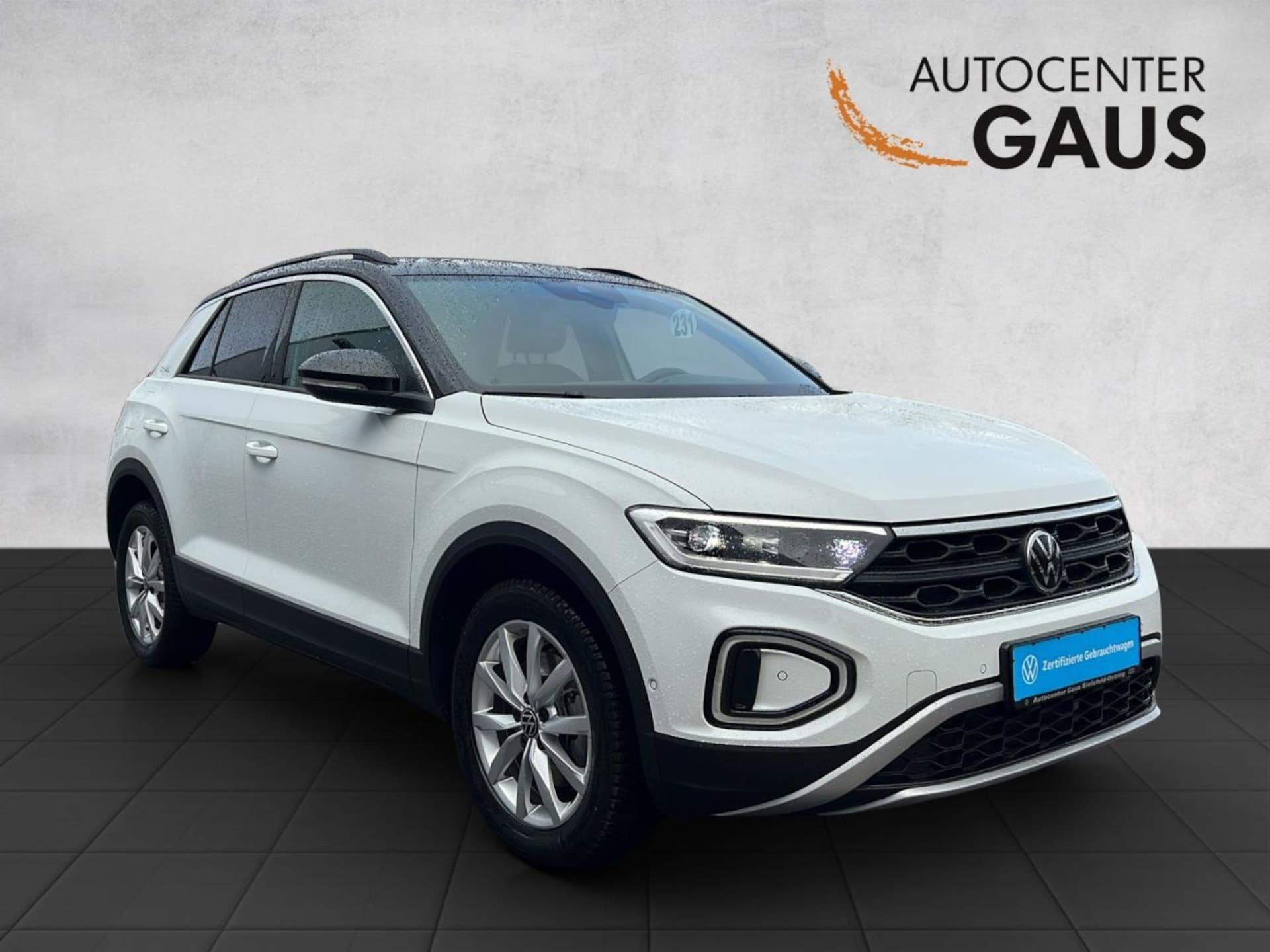 Volkswagen T-Roc Life