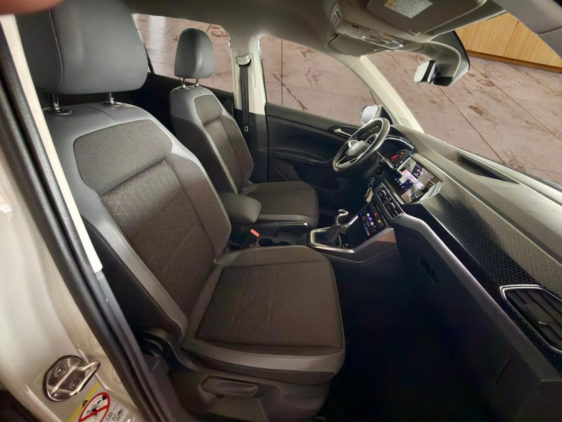 Volkswagen T-Cross Style