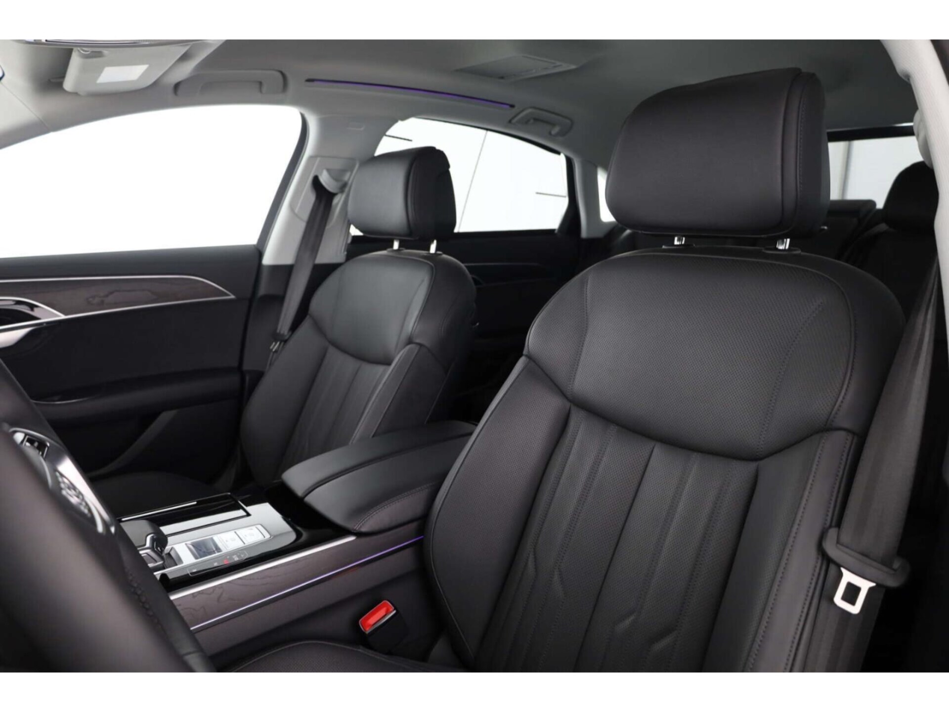 Audi A8 L TFSI e