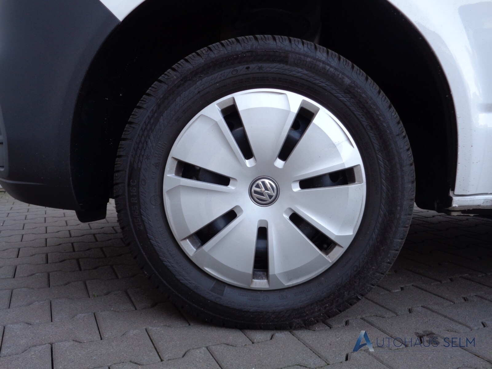 Volkswagen T6.1 Transporter Kasten kurzer Radstand – Bild 15
