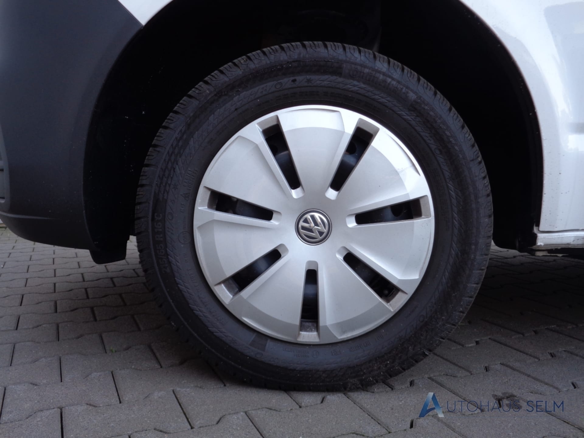 Volkswagen T6.1 Transporter Kasten kurzer Radstand
