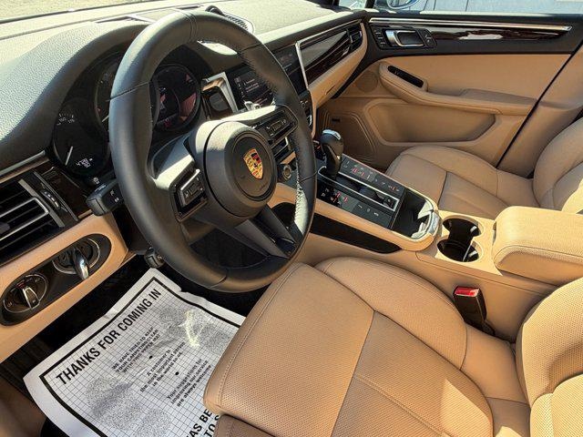 2025 Porsche Macan