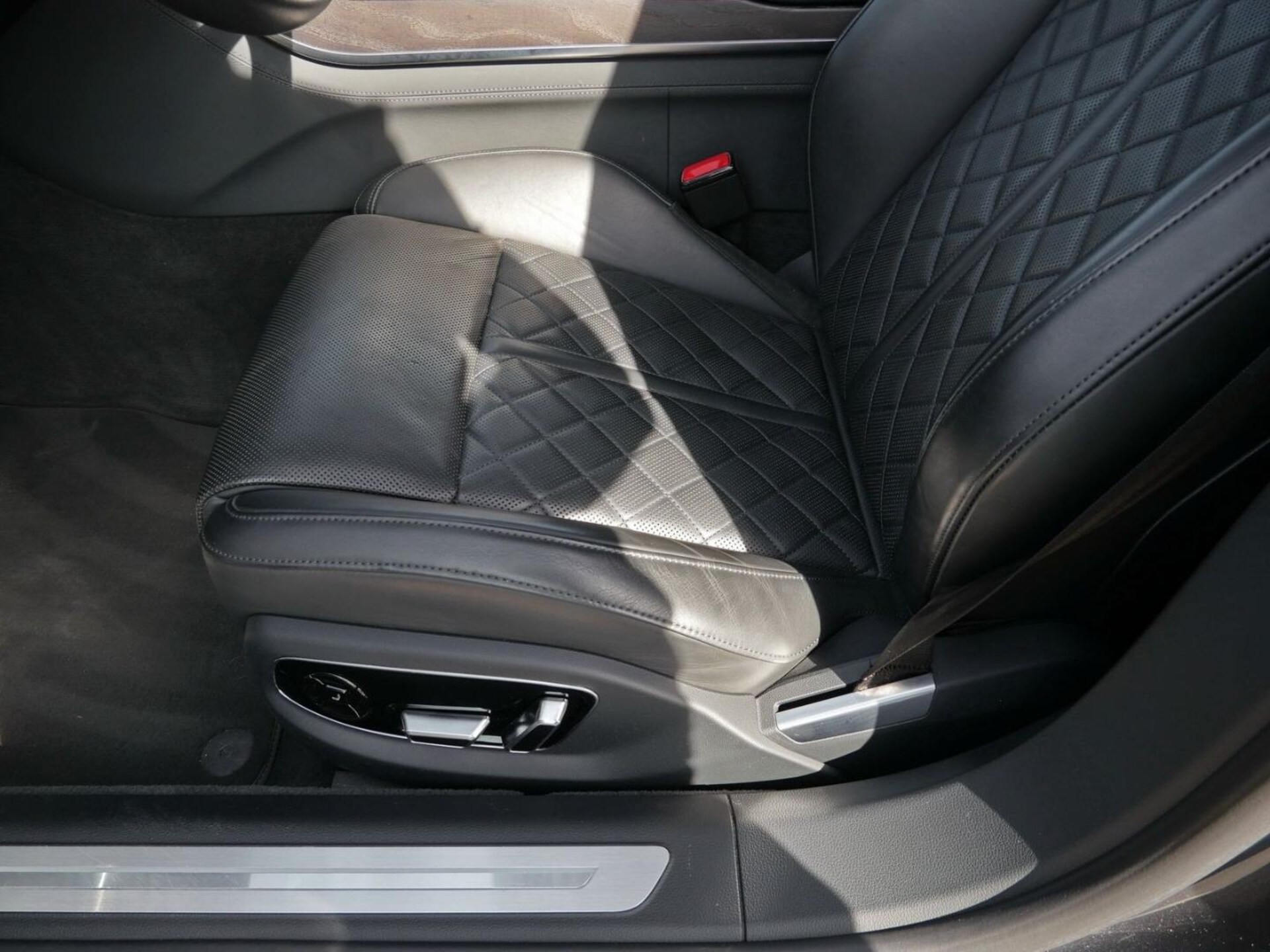 Audi A8 Lang