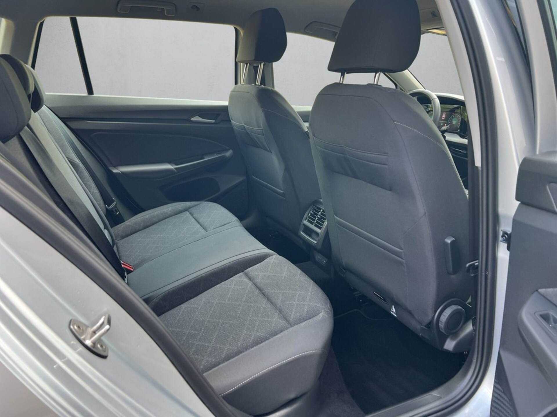 Volkswagen Golf Variant Life
