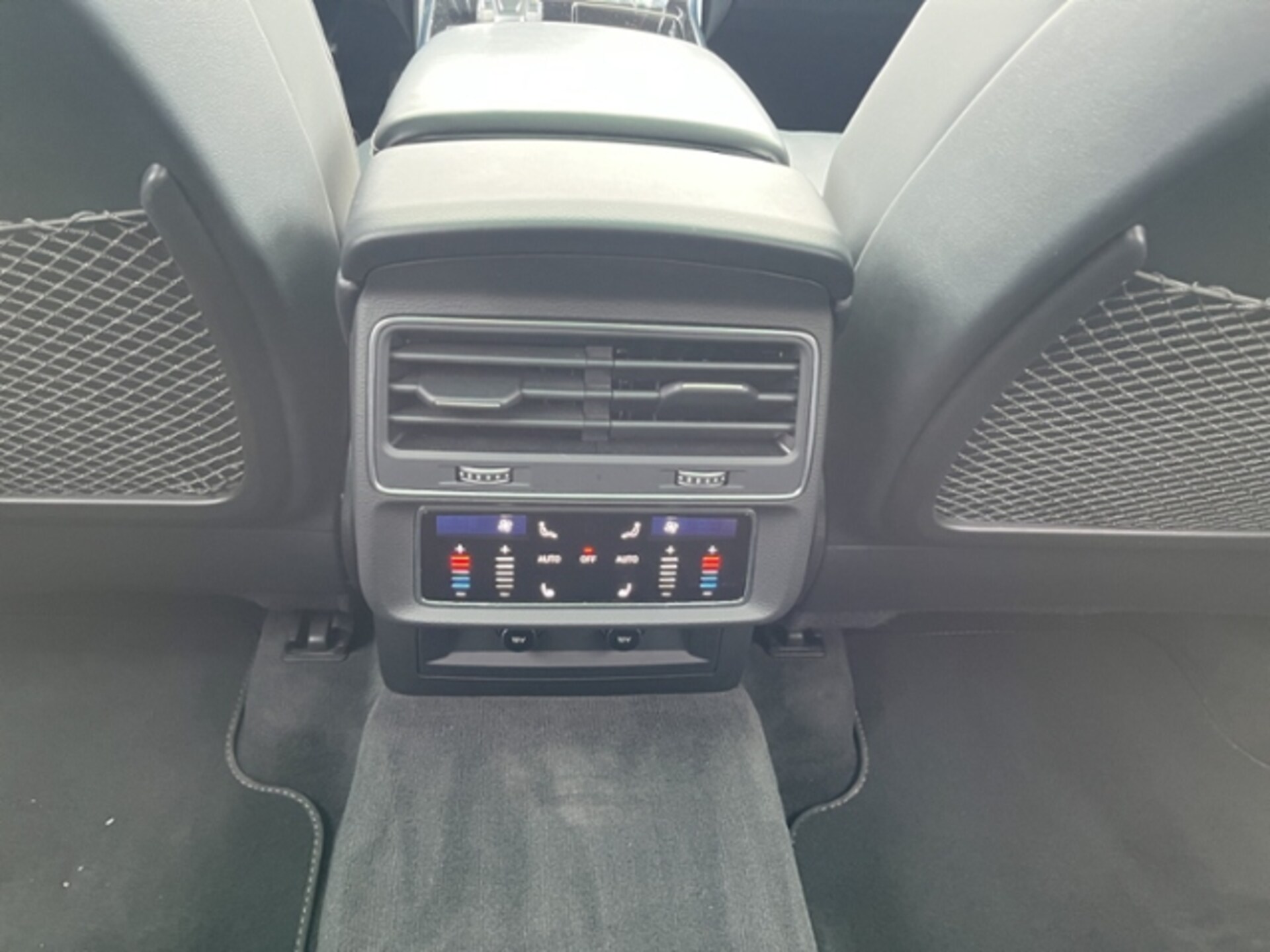 Audi SQ8 SUV
