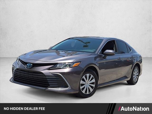Photo of 2024 Toyota Camry Hybrid 