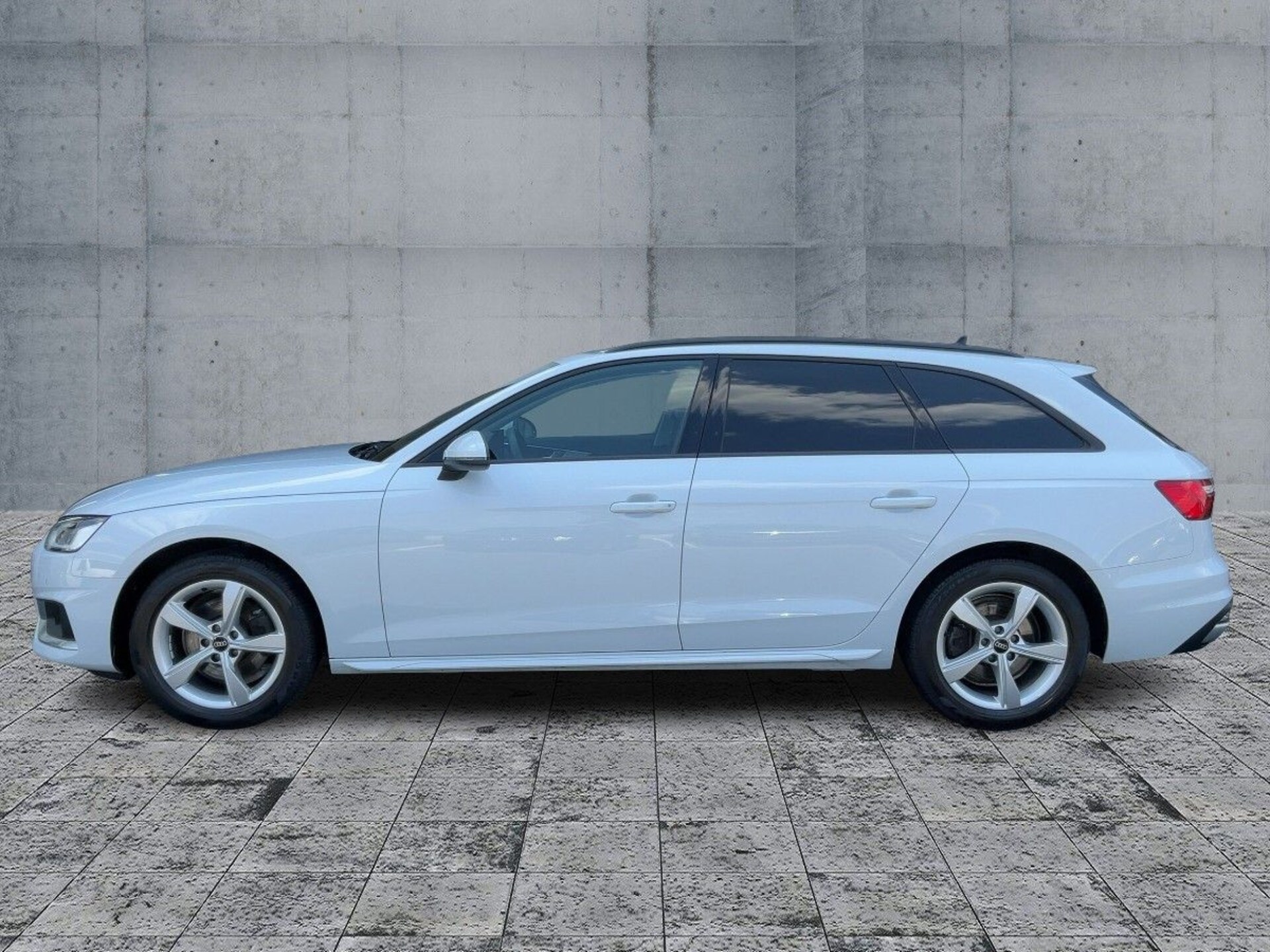 Audi A4 Avant Advanced